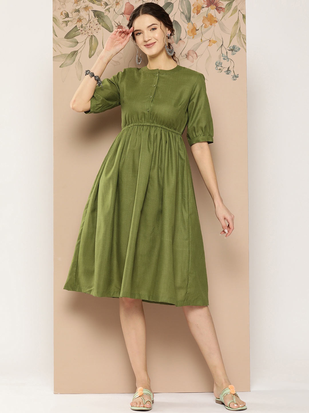 

Sangria A-line Flared hem Dress, Olive