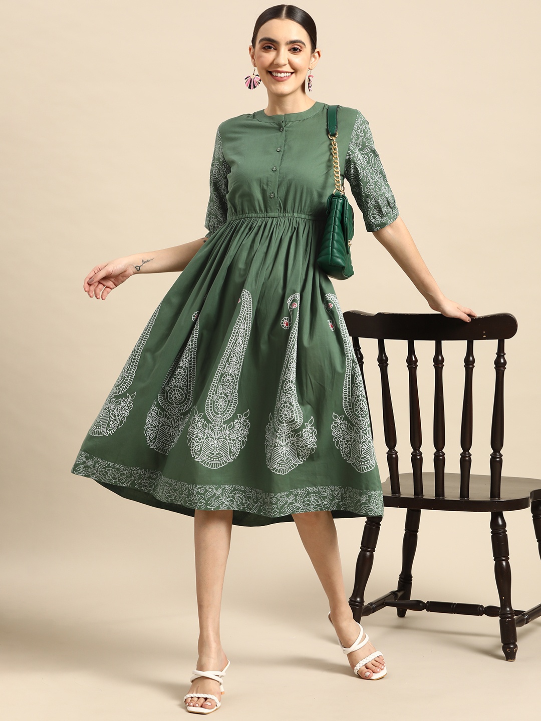 

Sangria Paisley Print Pure Cotton Fit & Flare Ethnic Dress, Green