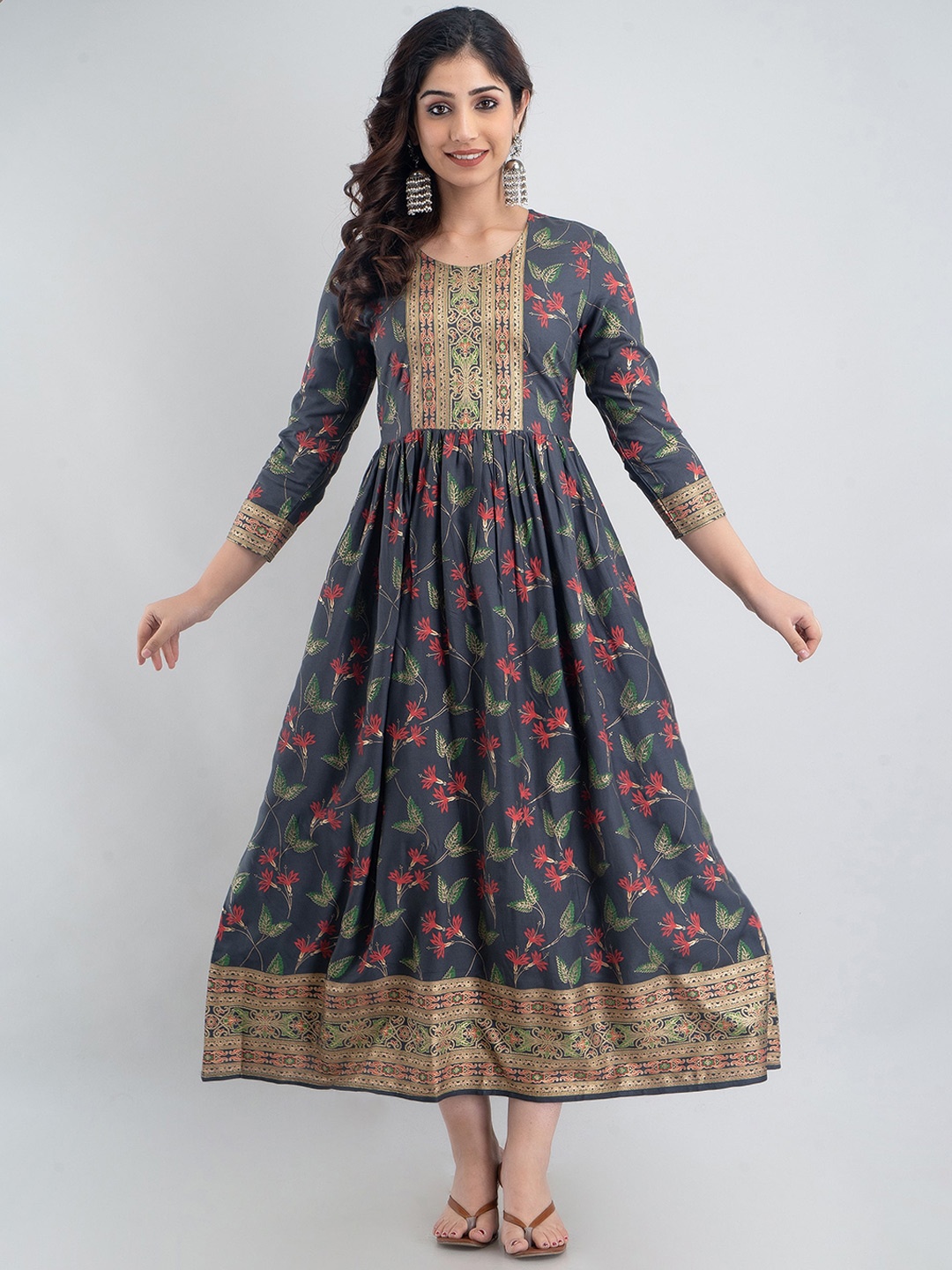 

NAYRAH Grey Floral Printed Ethnic Dress