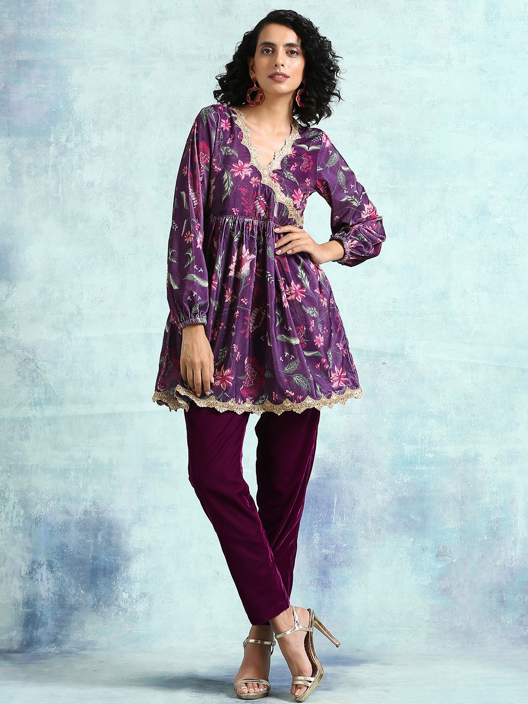 

trueBrowns Women Purple Floral Printed Co-Ords