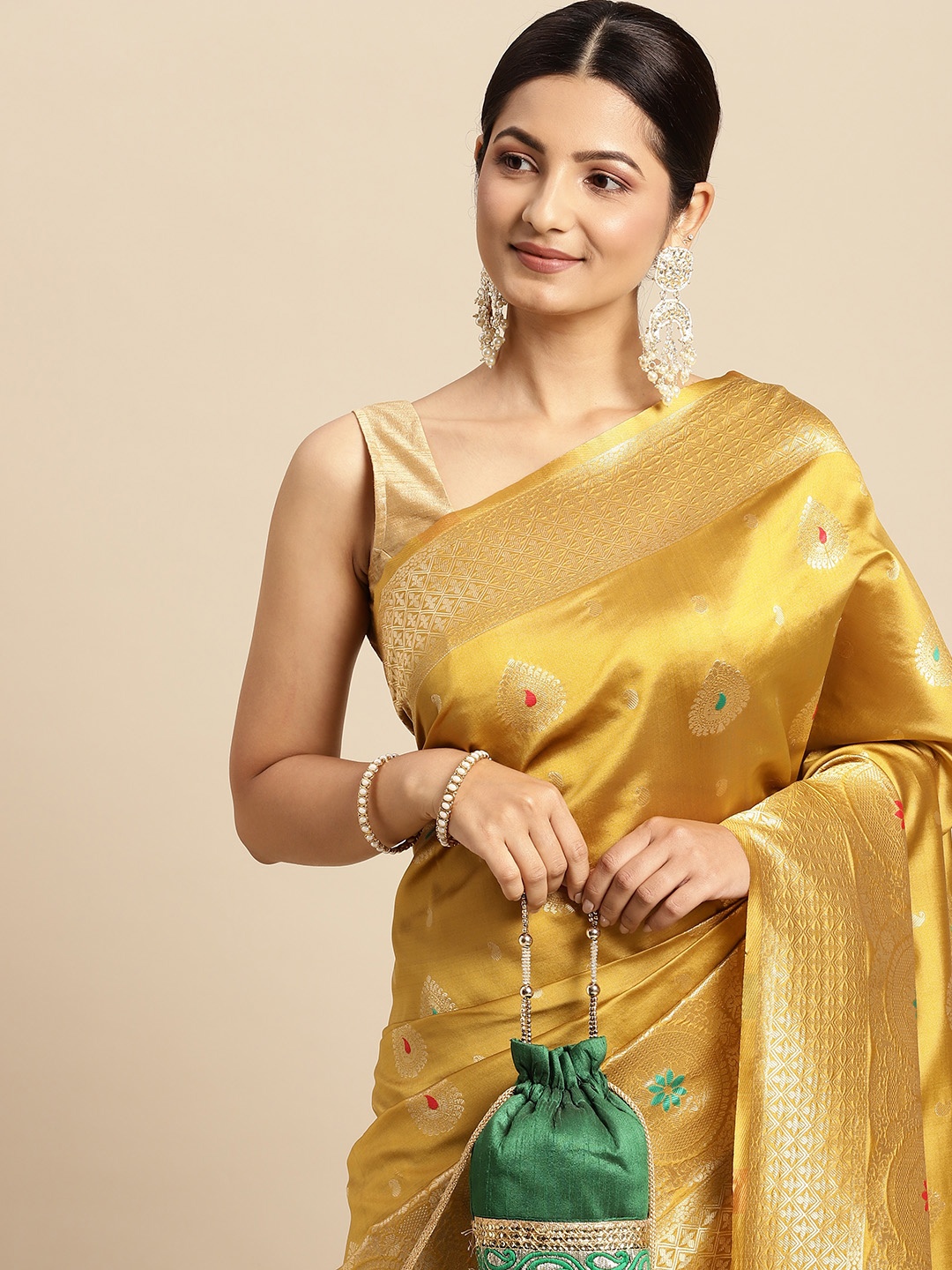 

flaher Mustard & Golden Ethnic Motifs Art Silk Kanjeevaram Saree
