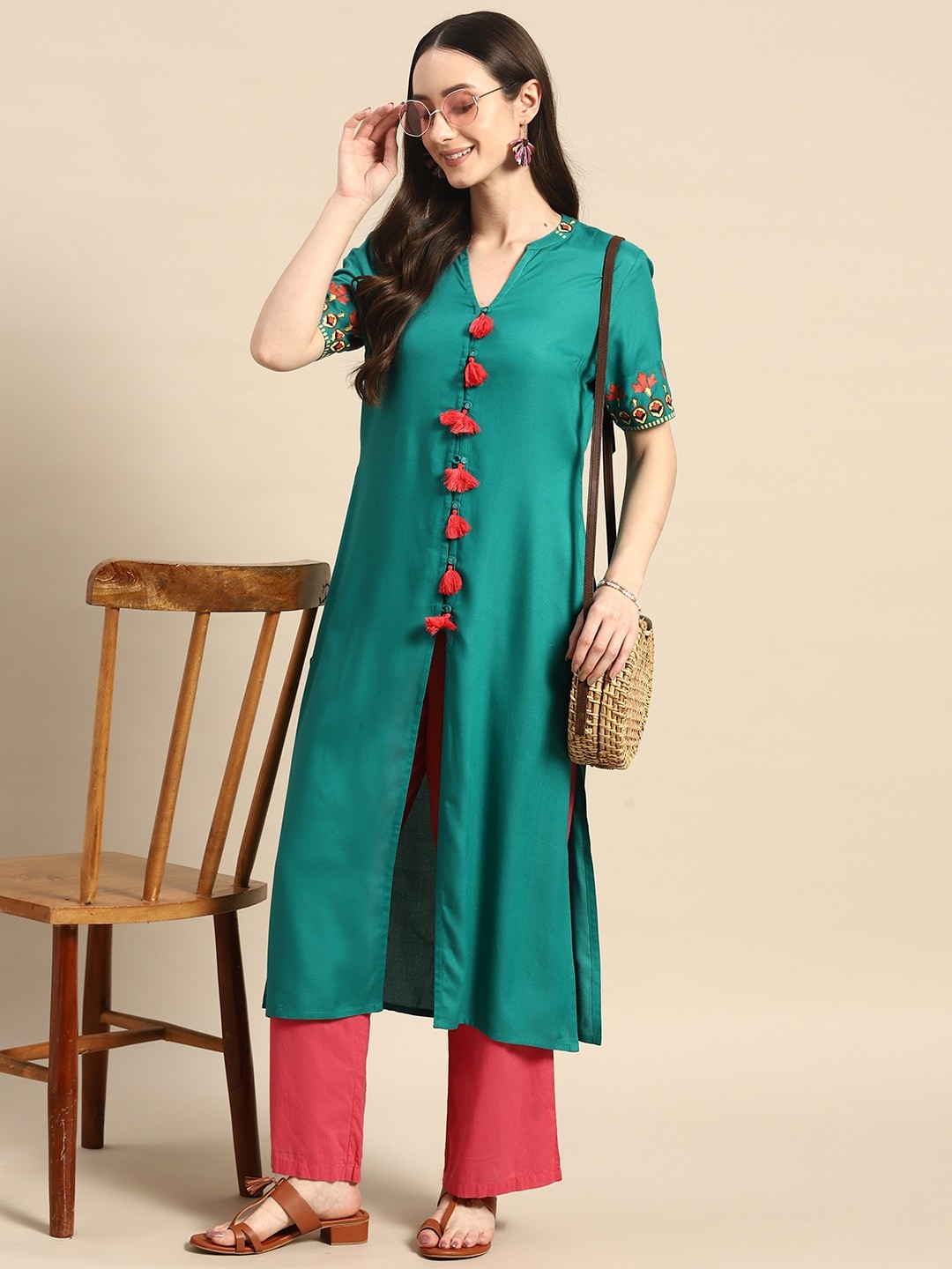 

Sangria Women Tassel Detail Kurta, Green
