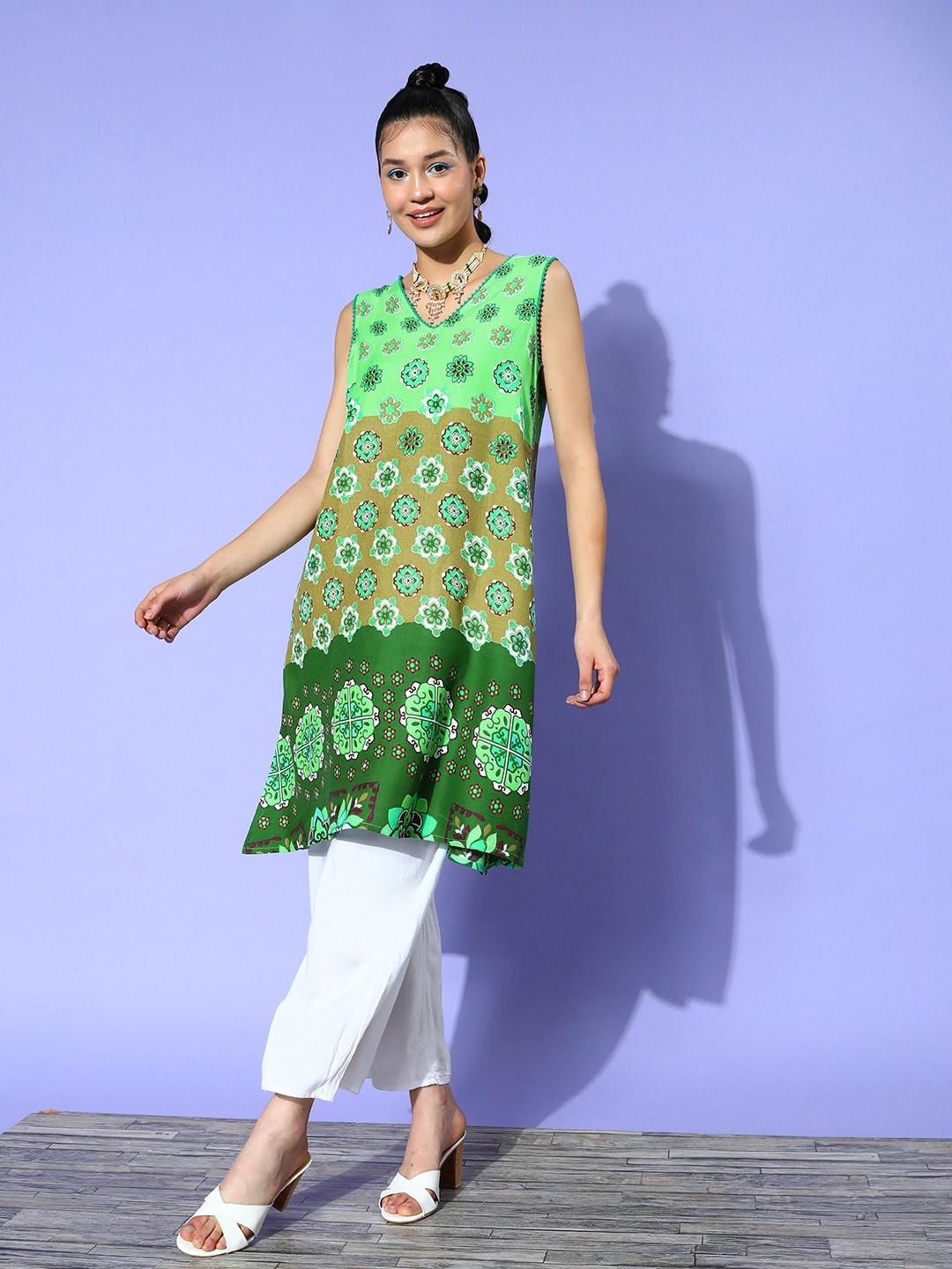 

Sangria Ethnic Motifs Print Kurta, Green