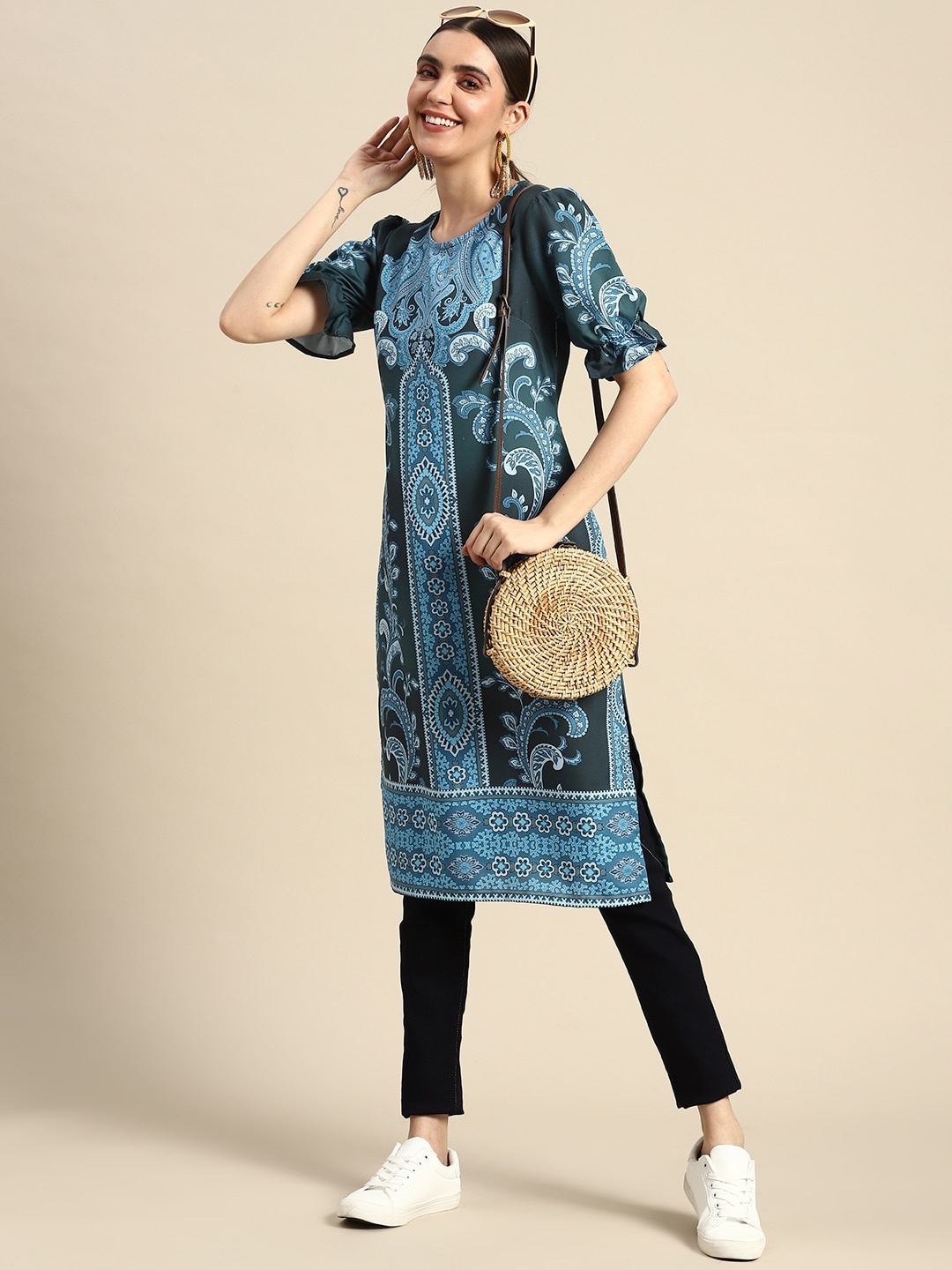 

Sangria Women Ethnic Motifs Printed Puff Sleeves Straight Kurta, Teal