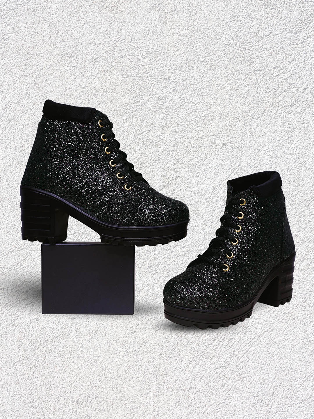 

DChica Girls Black Textured Lace-Ups Boots With Heels