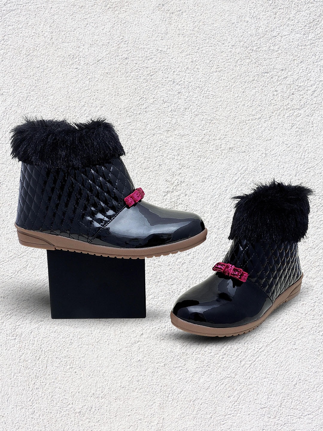 

DChica Girls Black Textured PU Winter Boots