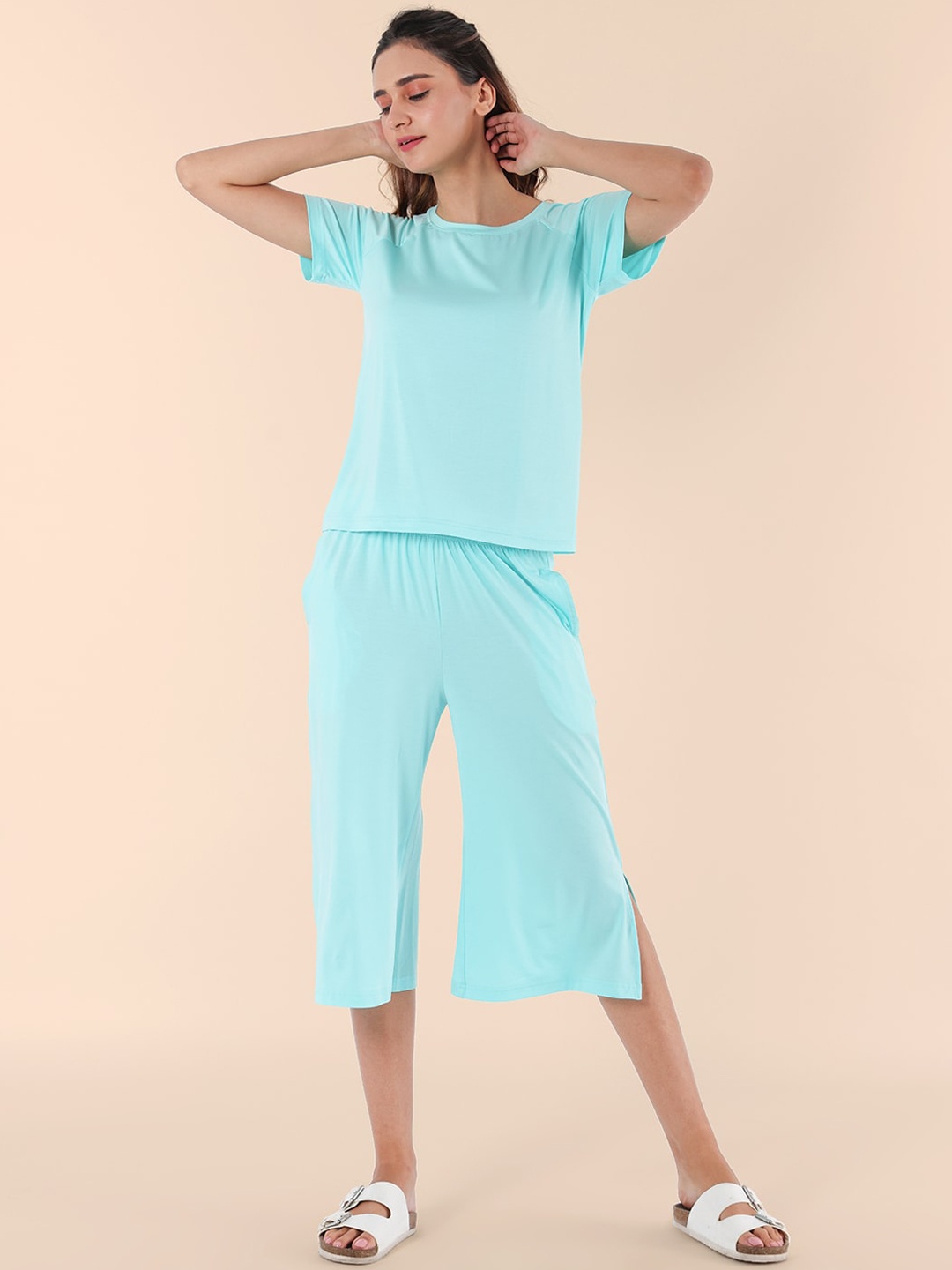 

Nite Flite Women Blue Solid Night suit