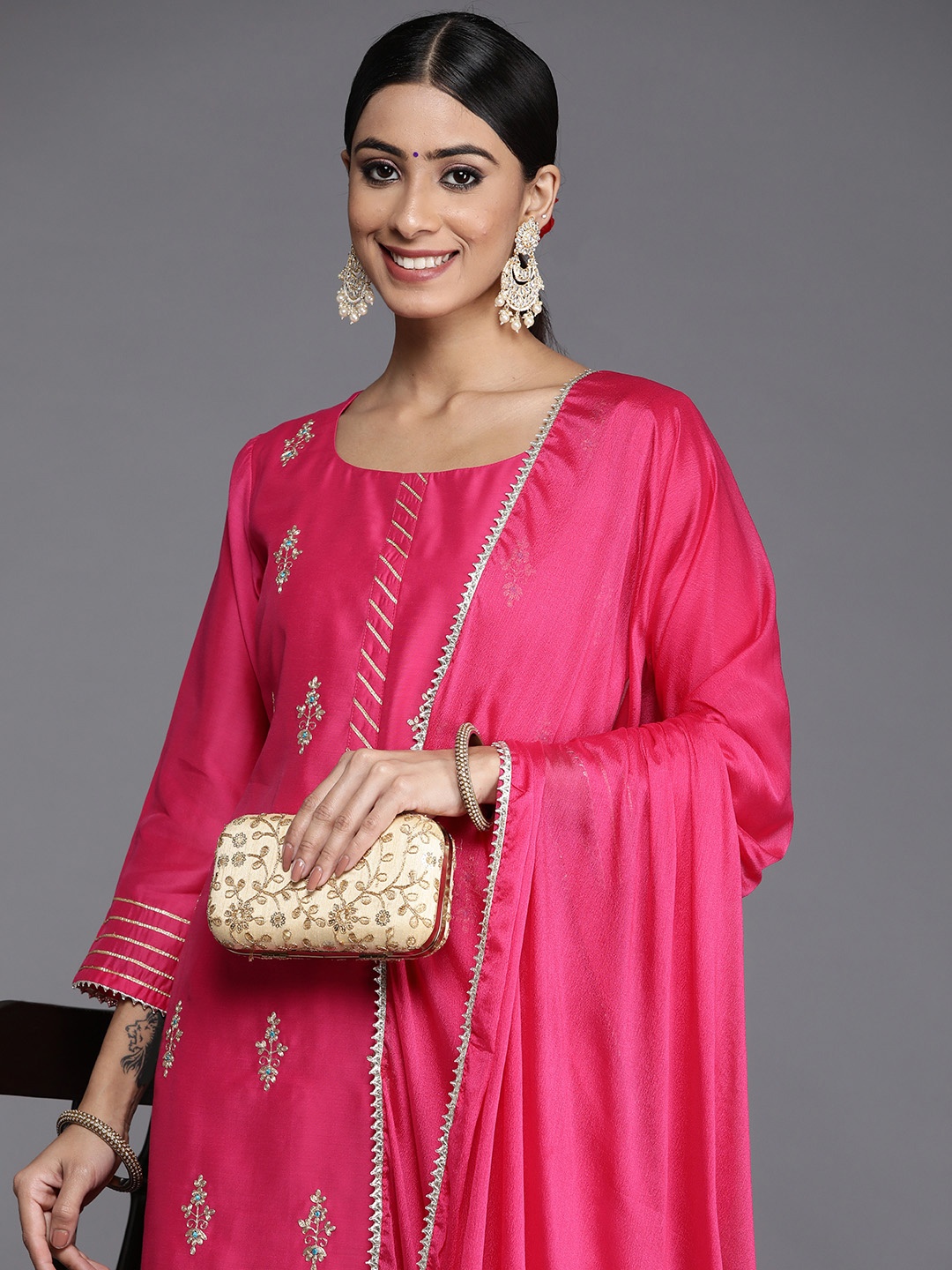 

Libas Women Pink Floral Embroidered Gotta Patti Chanderi Silk Kurta with Trousers & With Dupatta