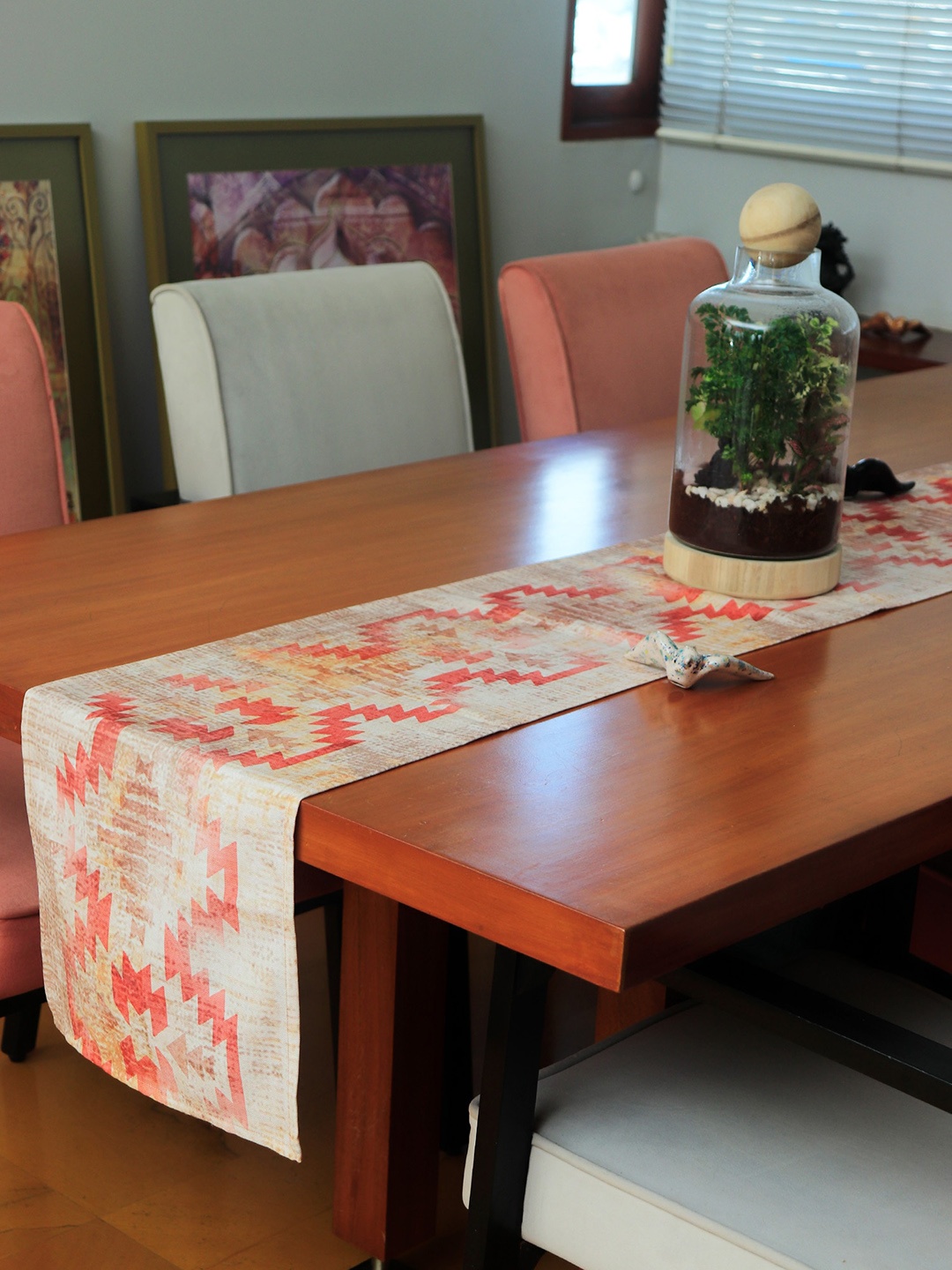 

ZEBA Unisex Beige & Red Abstract Printed Poly Canvas Table Runner