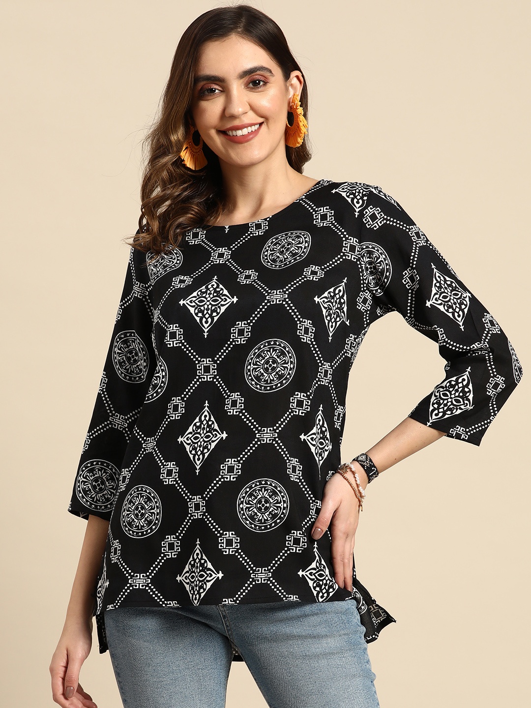 

Sangria Ethnic Print Woven Top, Black