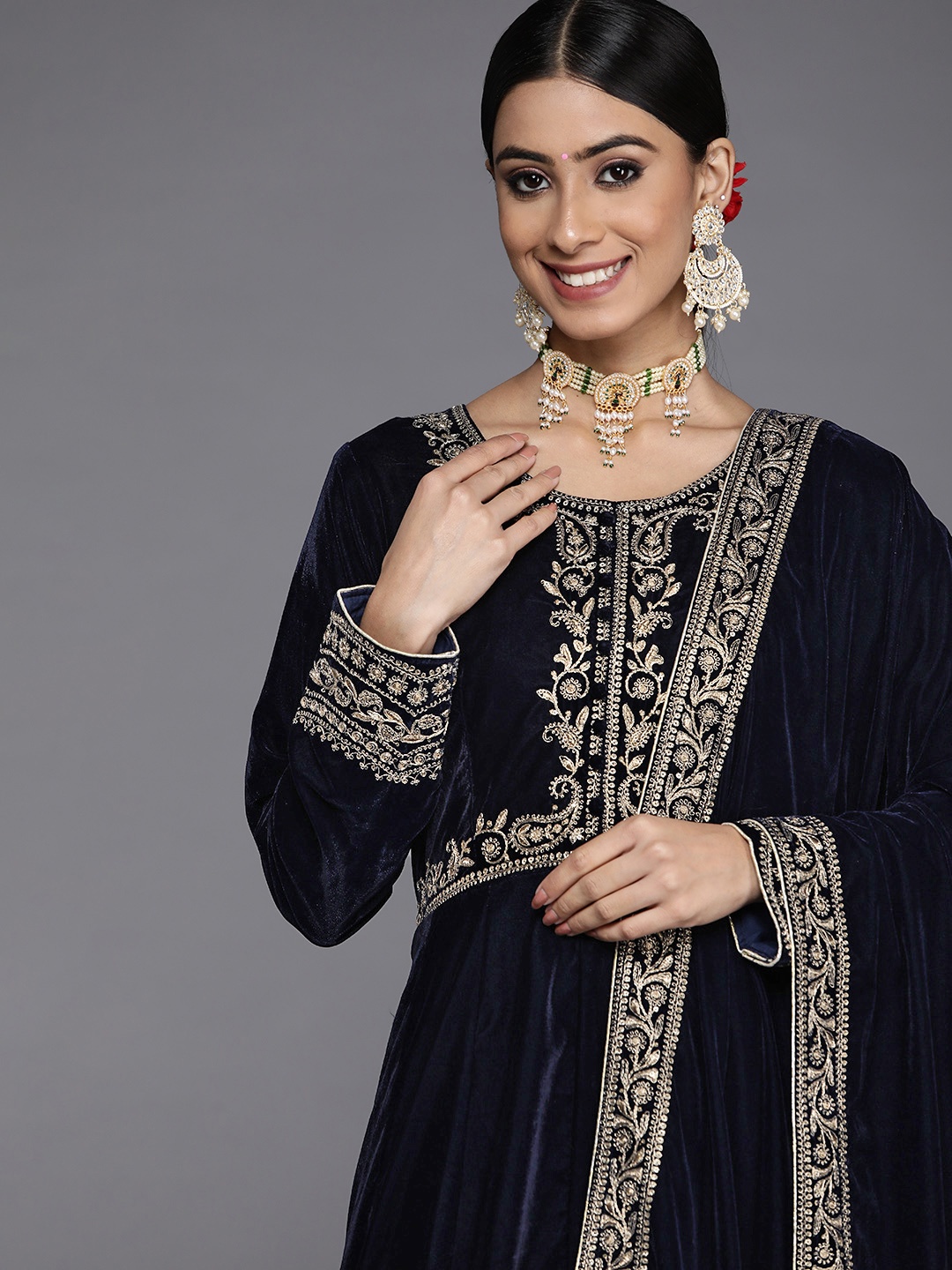 

Libas Women Navy Blue Floral Embroidered Velvet Kurta with Trousers & With Dupatta
