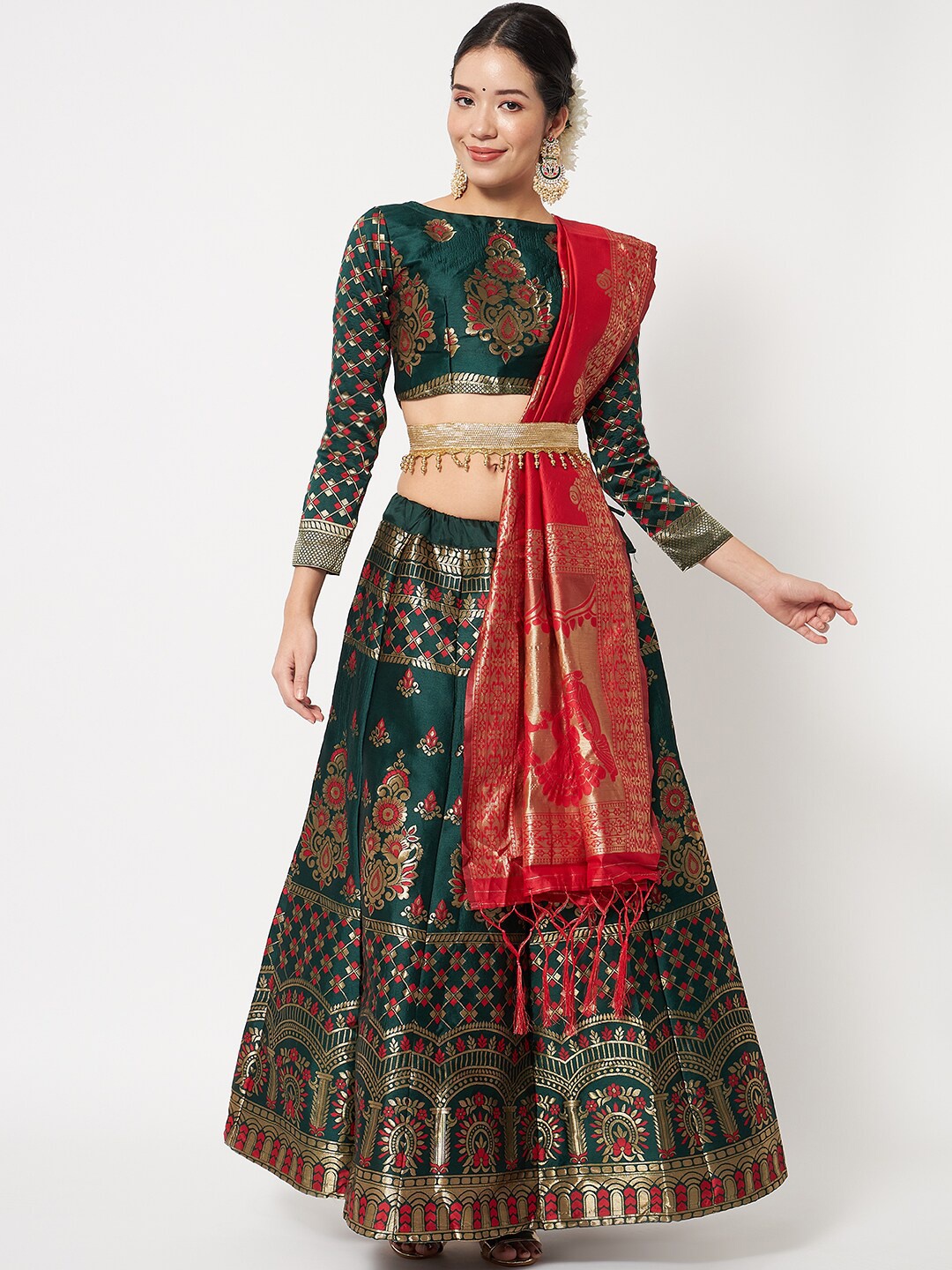 

DIVASTRI Women Green & Red Ready to Wear Lehenga & Unstitched Blouse With Dupatta