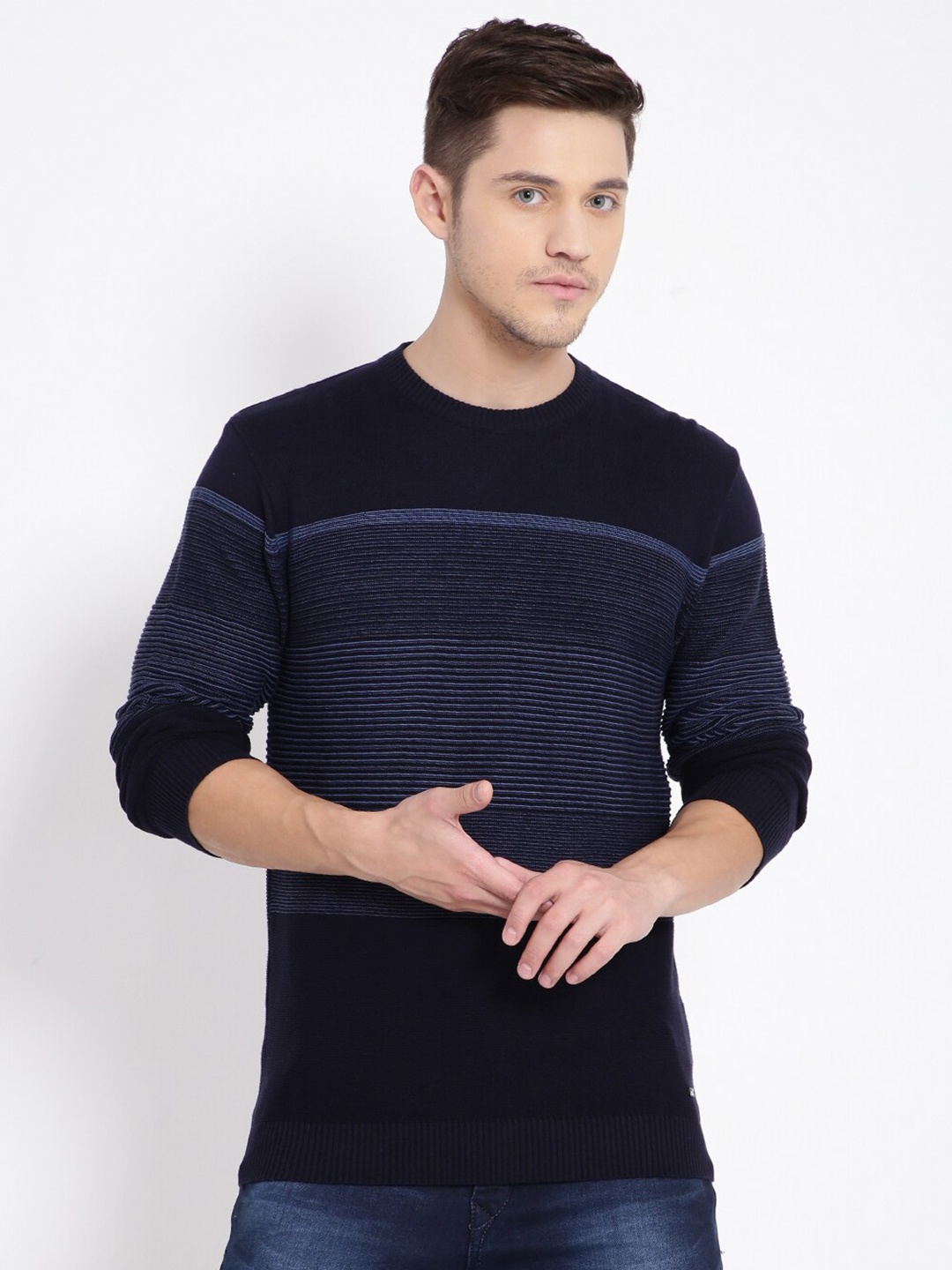 

t-base Men Navy Blue Striped Striped Pullover