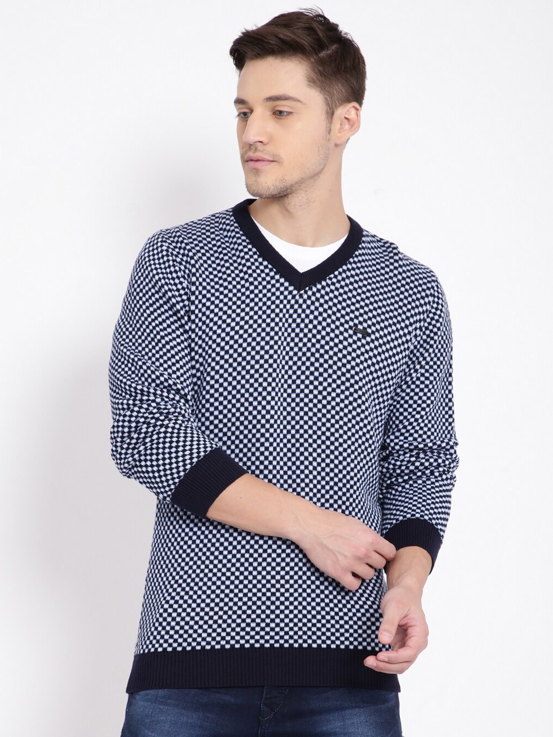 

t-base Men Navy Blue & White Checked Cotton Pullover