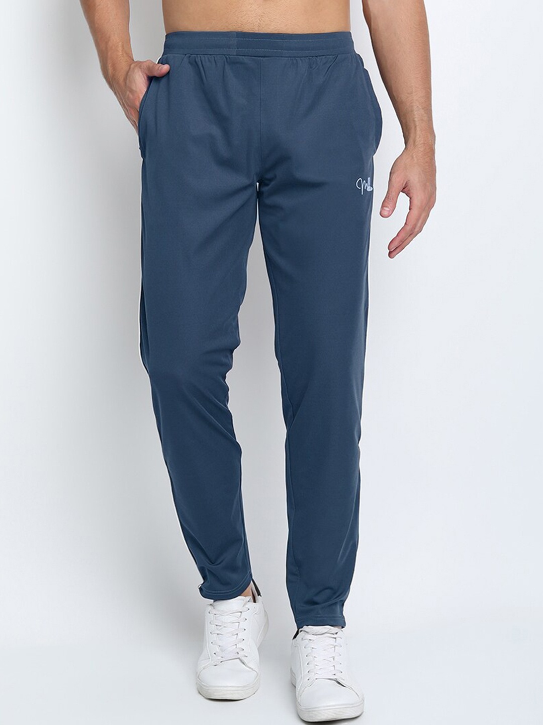 

MKKO Men Blue Solid Track Pants