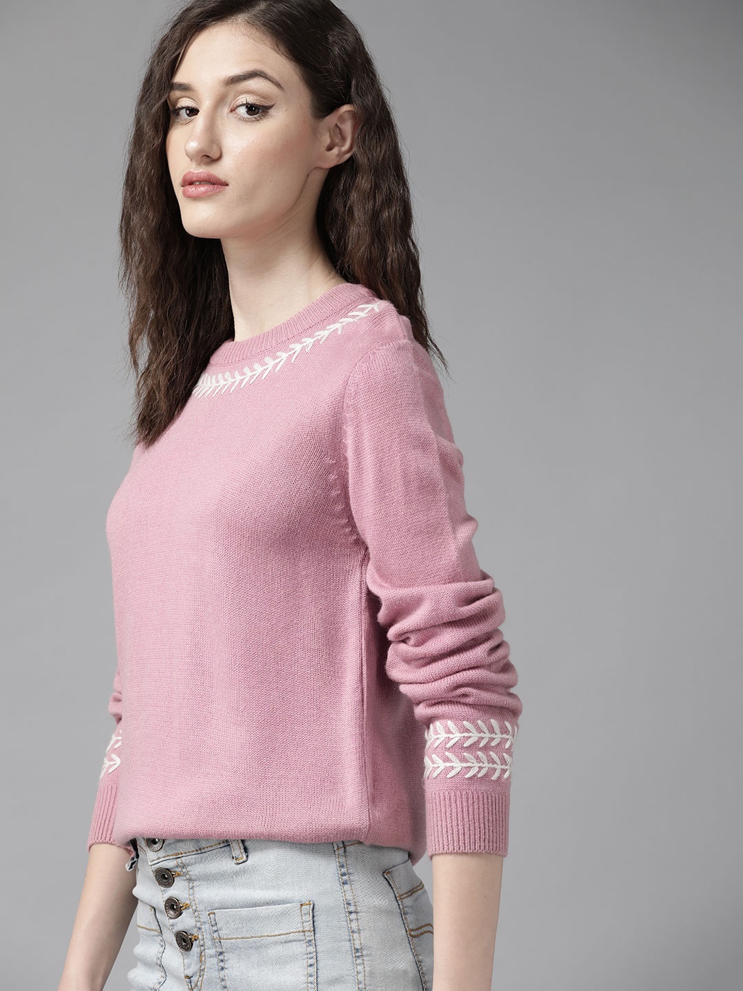 

The Roadster Lifestyle Co. Women Pink Solid Sweater