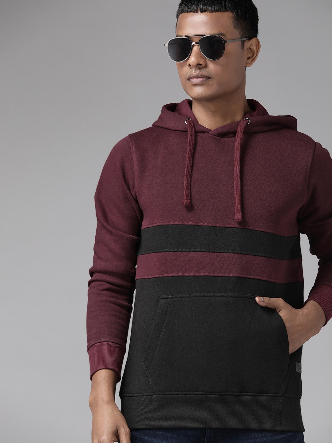 

Roadster Men Maroon & Black Colourblocked Sweatshirt