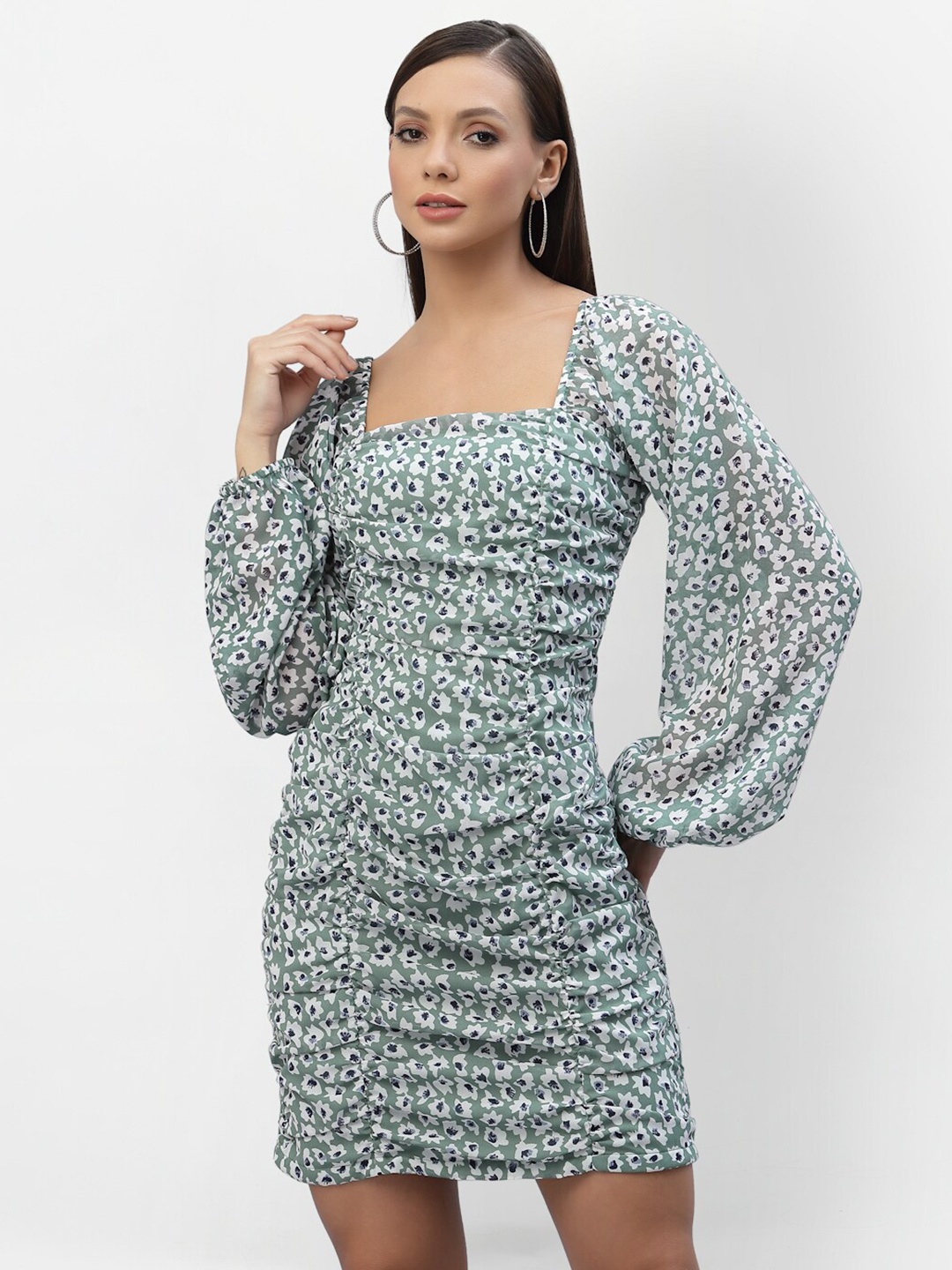 

aayu Women Green & White Floral Georgette Sheath Dress