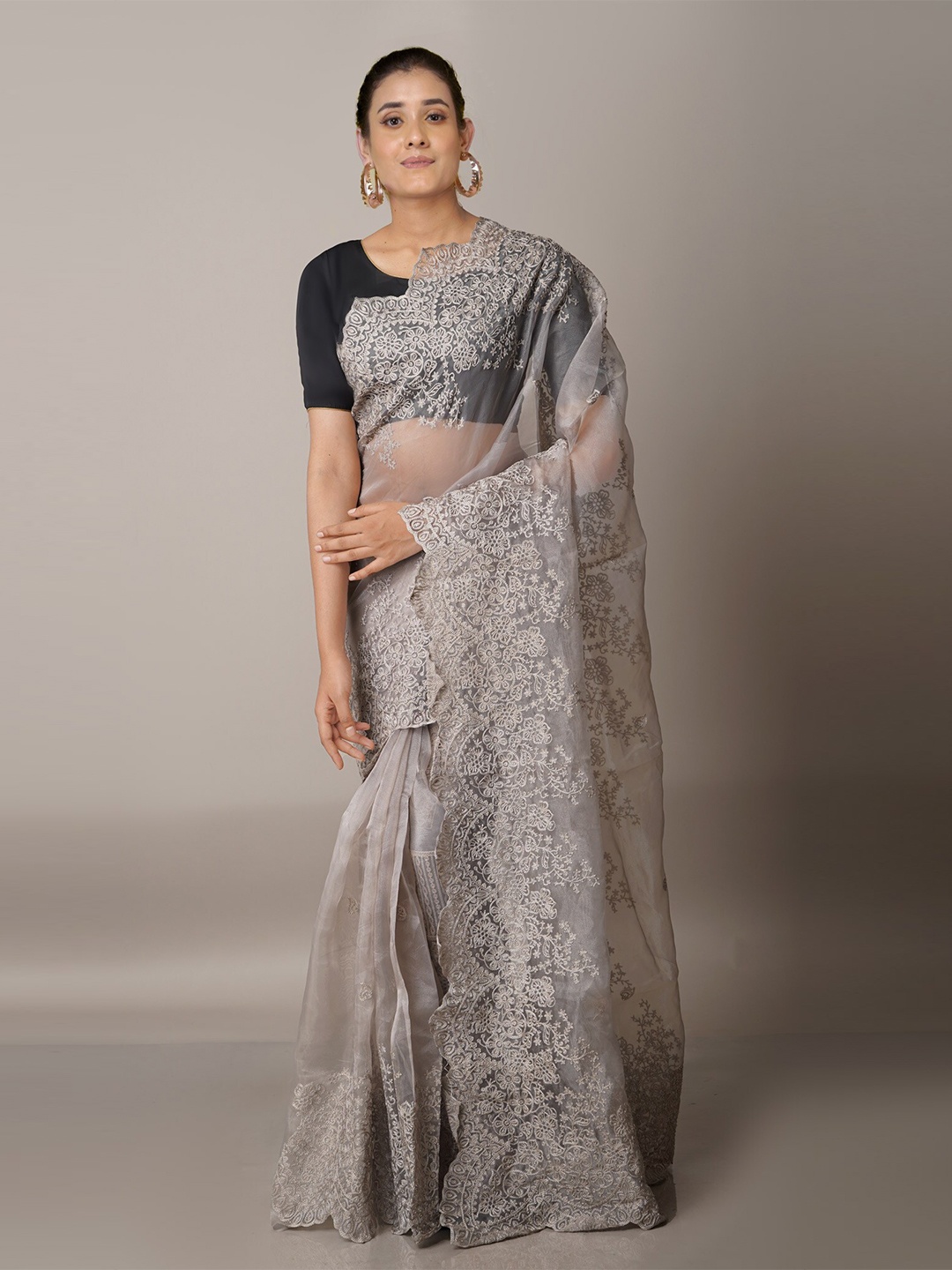 

Unnati Silks Grey Ethnic Motifs Embroidered Organza Jamdani Saree