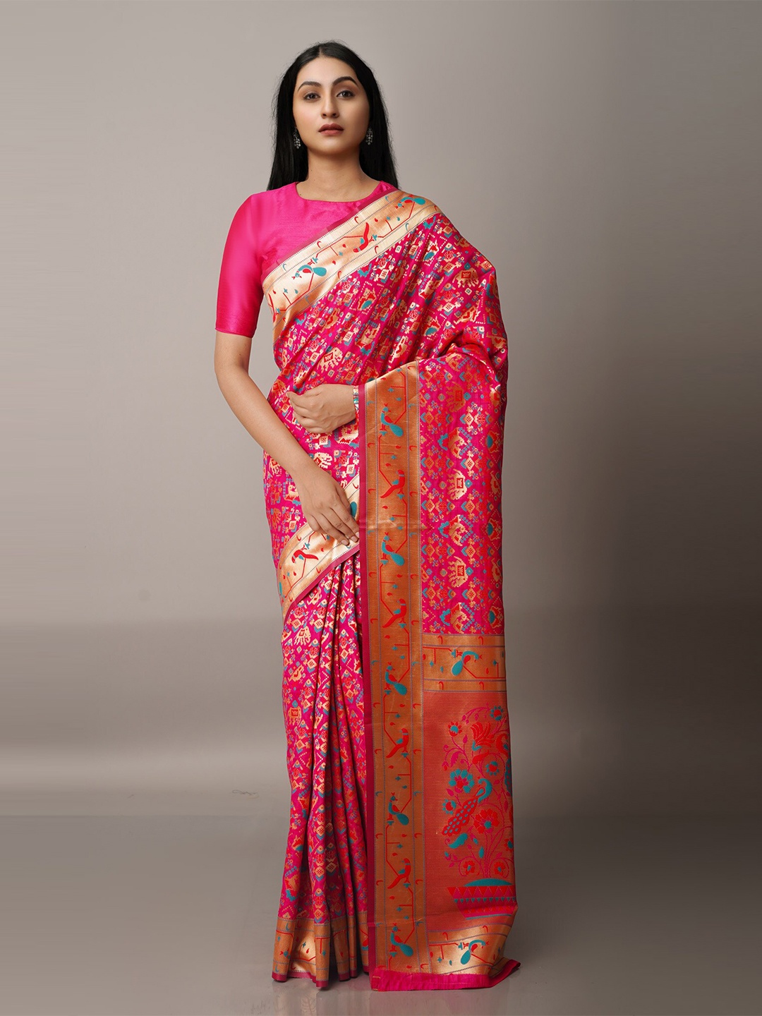 

Unnati Silks Pink & Gold-Toned Ethnic Motifs Zari Silk Blend Paithani Saree