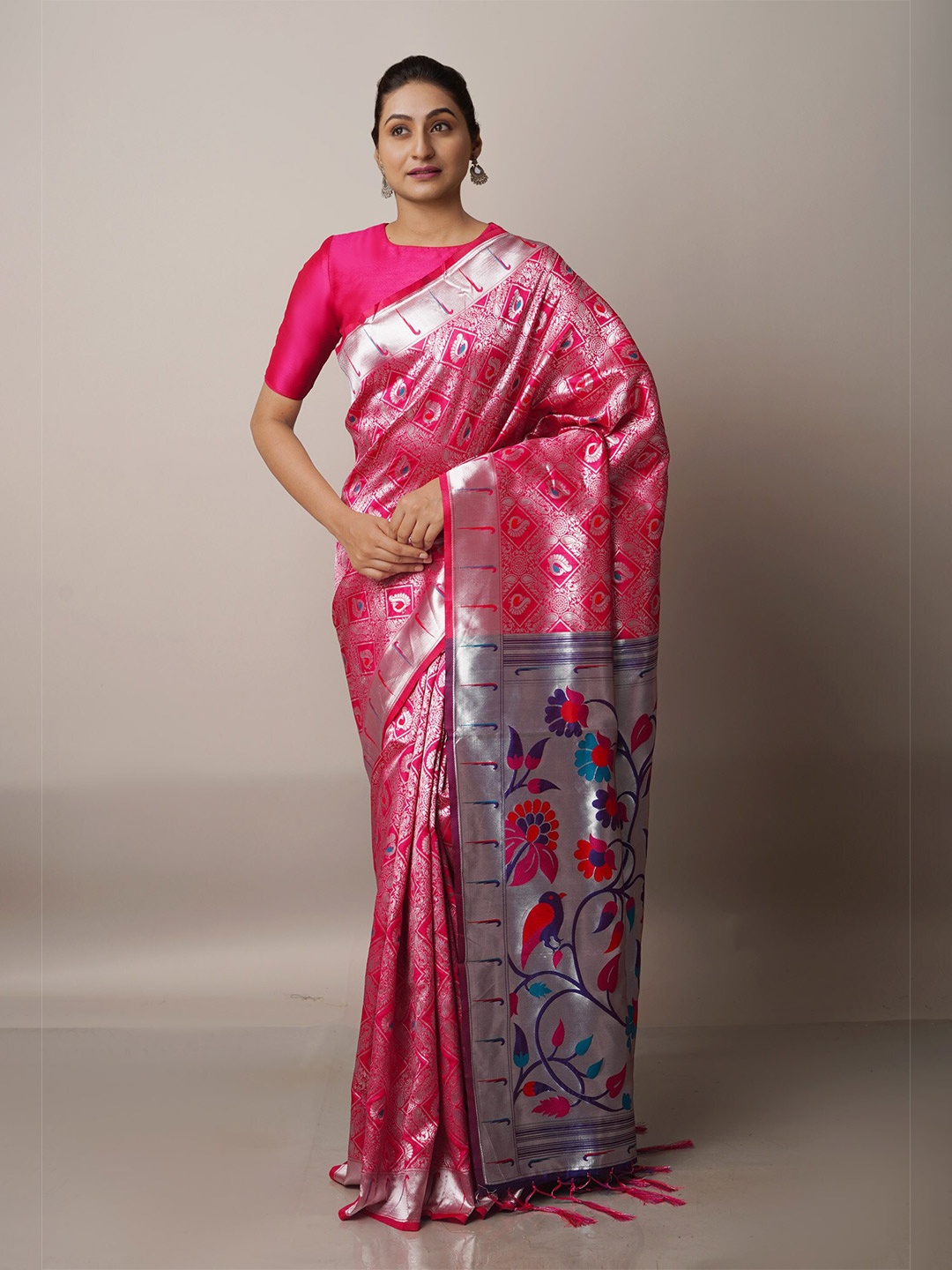 

Unnati Silks Pink & Silver-Toned Woven Design Zari Silk Blend Paithani Saree