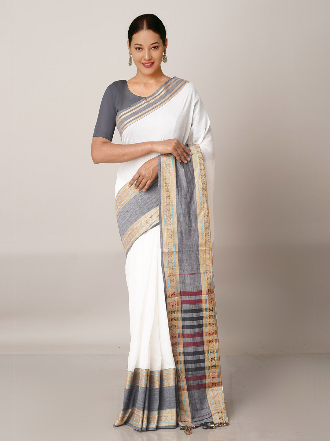 

Unnati Silks White & Grey Woven Design Pure Cotton Narayan Peth Saree