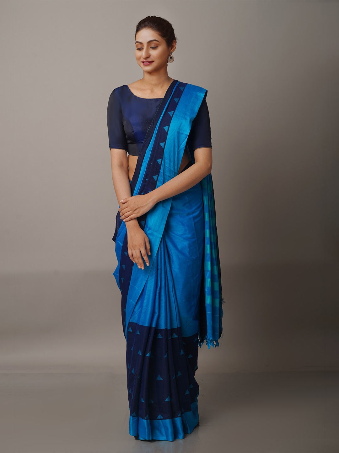 

Unnati Silks Blue Woven Design Zari Silk Cotton Narayan Peth Saree