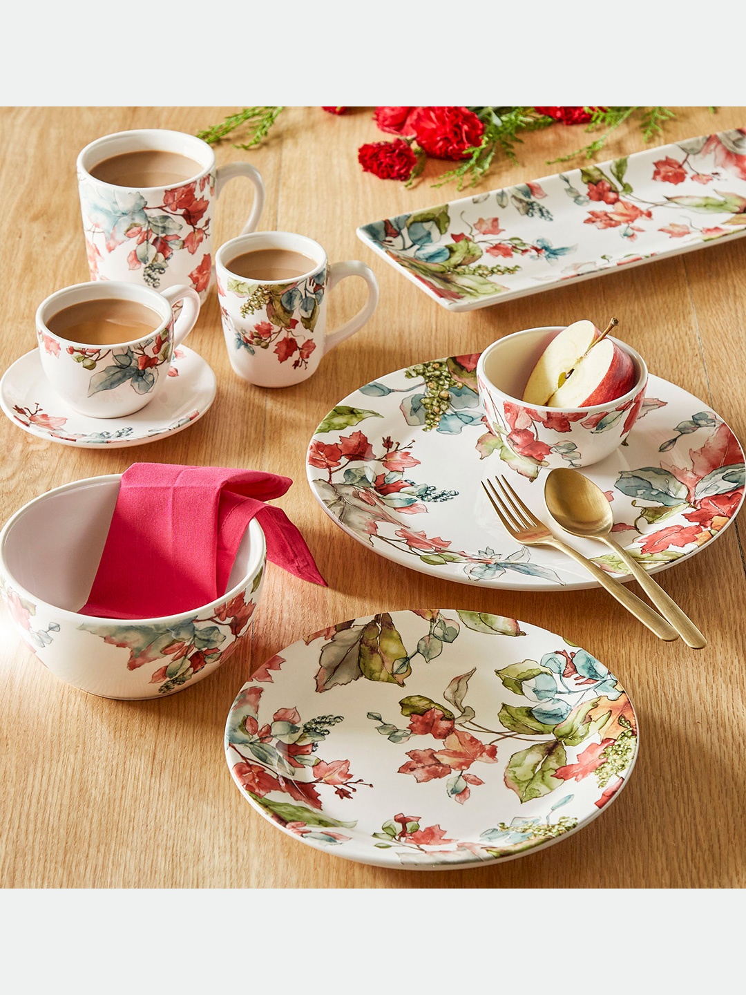 

Home Centre White & Red Red Red Printed Ceramic Glossy Mugs Set of Cups and Mugs