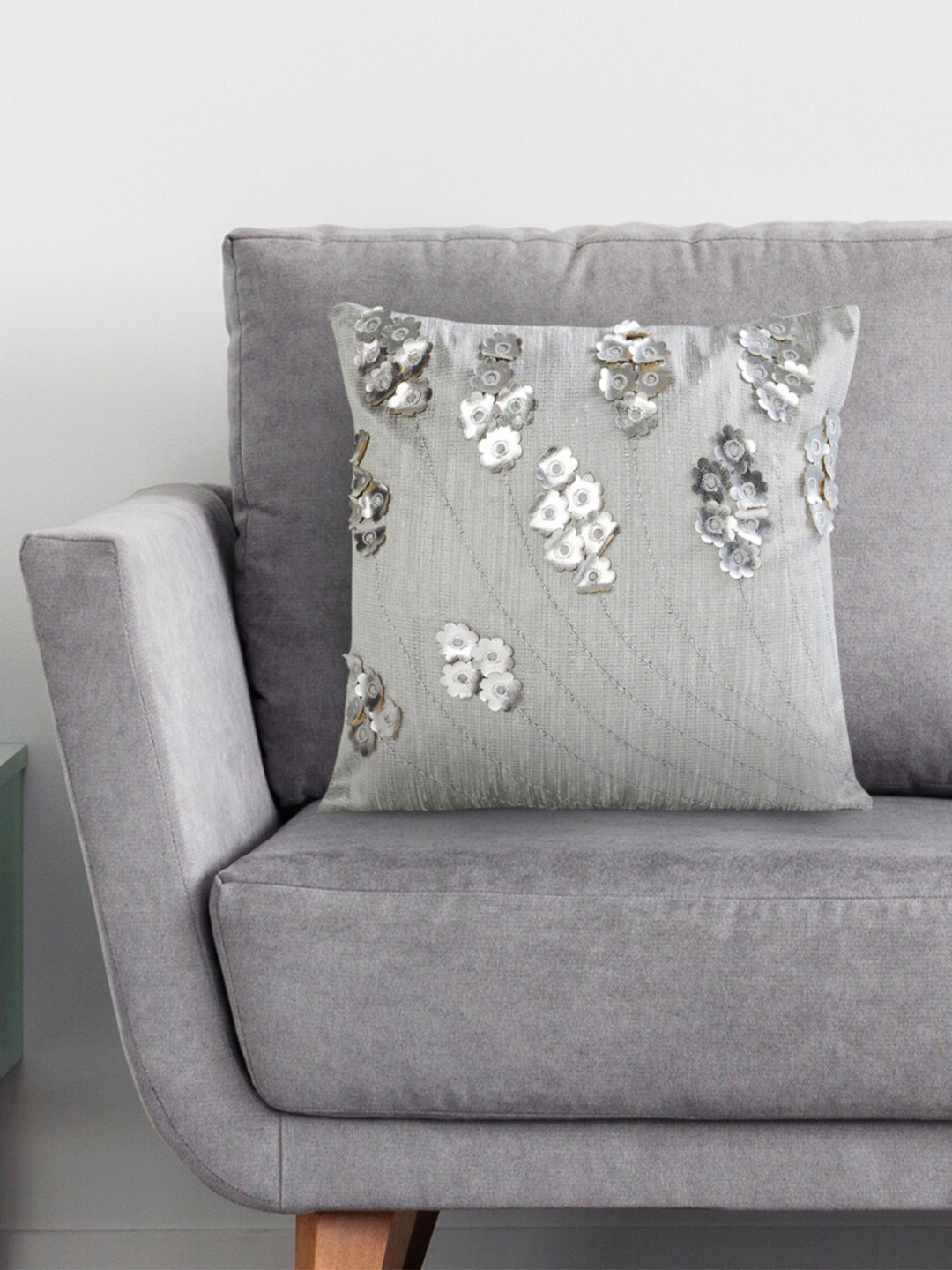 

Home Centre Grey & White Floral Square Cushion Covers