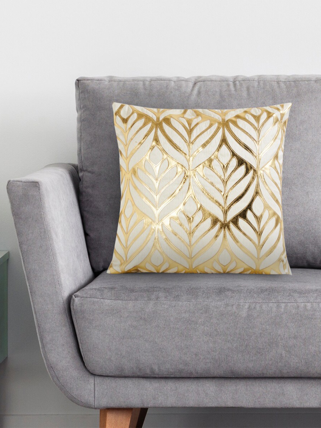 

Home Centre Beige & Gold-Toned Floral Square Cushion Covers