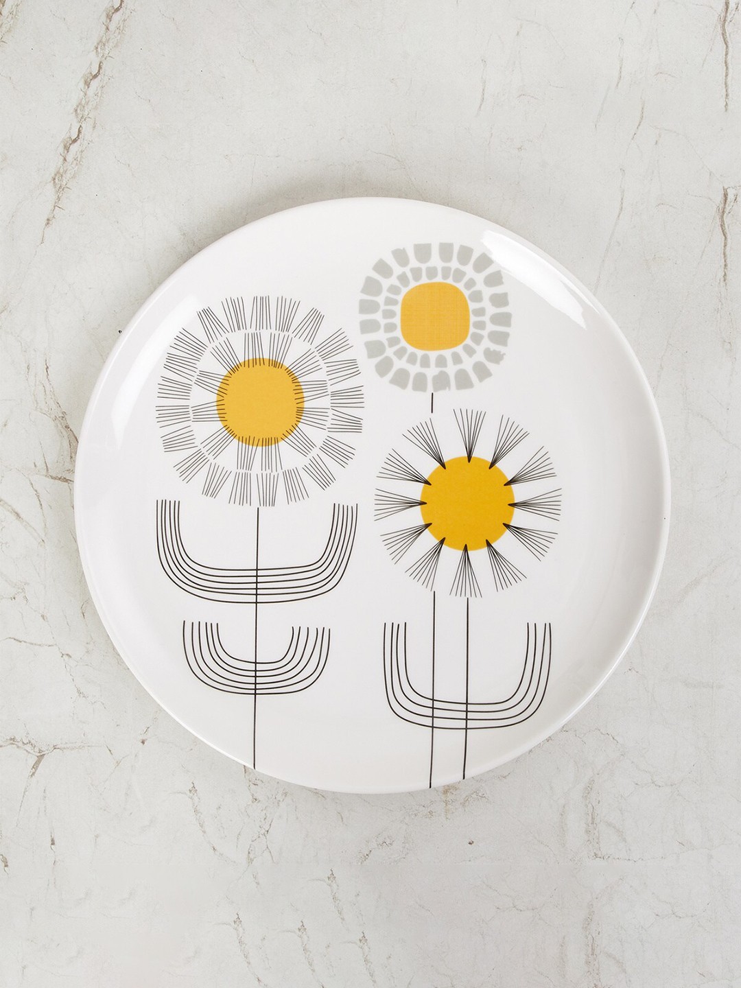 

Home Centre White & Yellow 1 Pieces Printed Melamine Glossy Plates