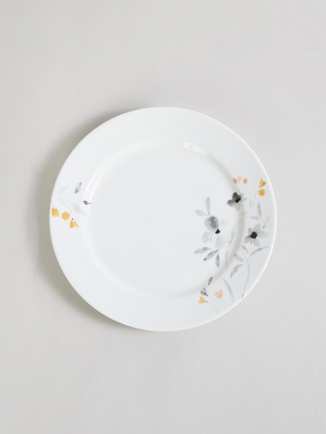 

Home Centre White & Grey 1 Pieces Printed Bone China Glossy Plates