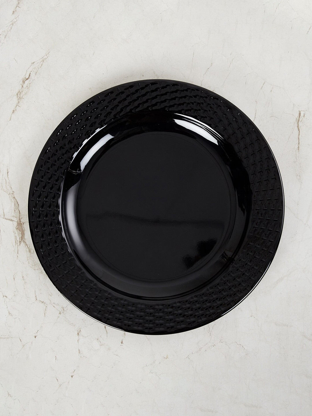 

Home Centre Black & 1 Pieces Melamine Glossy Plates