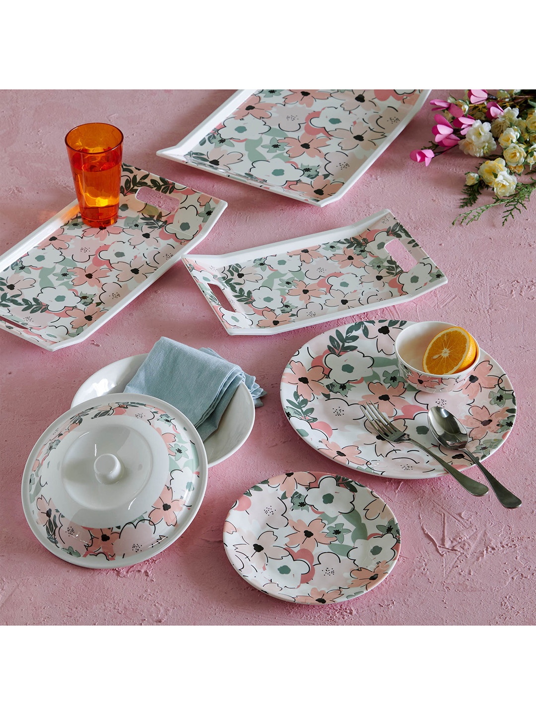 

Home Centre White & Peach-Coloured 1 Pieces Printed Melamine Glossy Bowls