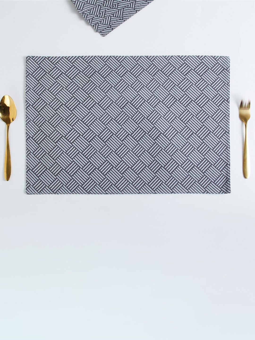 

Home Centre Set Of 6 Grey & White Printed Cotton Placemats