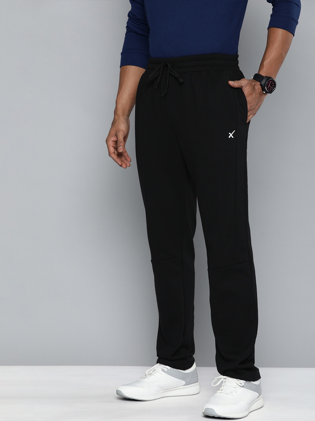 

HRX By Hrithik Roshan Men Black Solid Track Pants