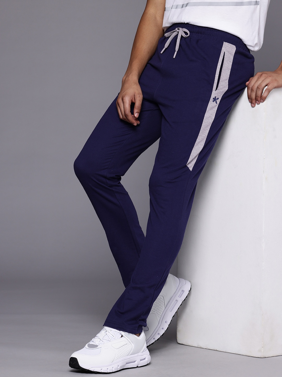 

HRX By Hrithik Roshan Men Striped Terry Track Pants, Navy blue