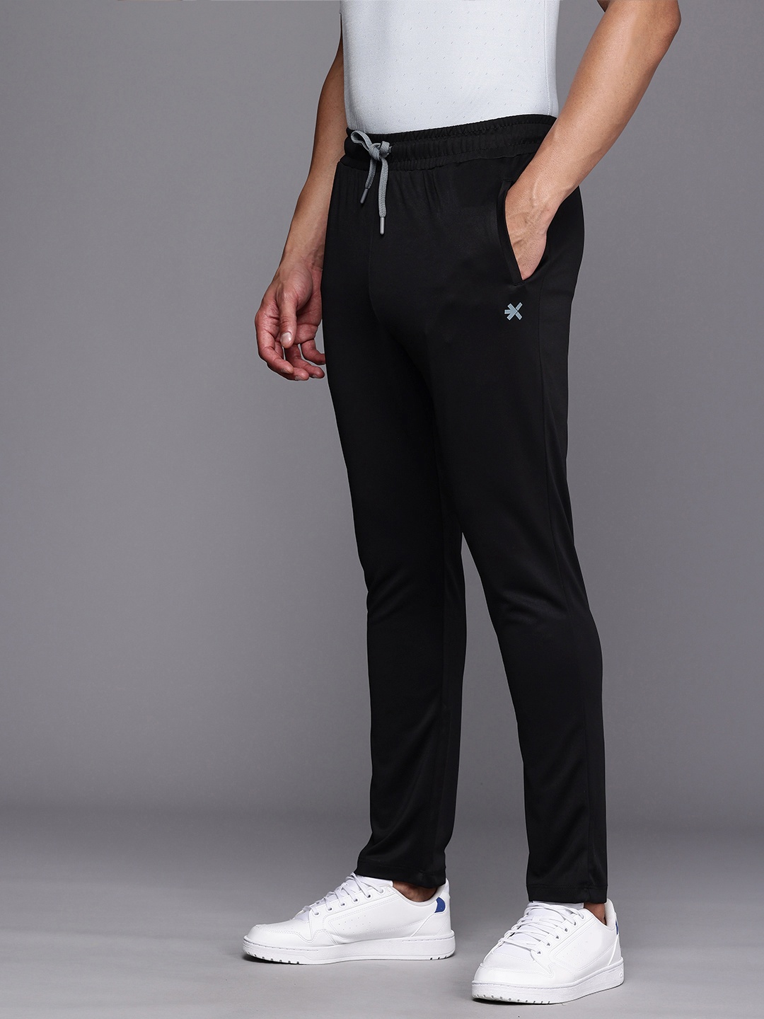 

HRX By Hrithik Roshan Men Black Solid Track Pants