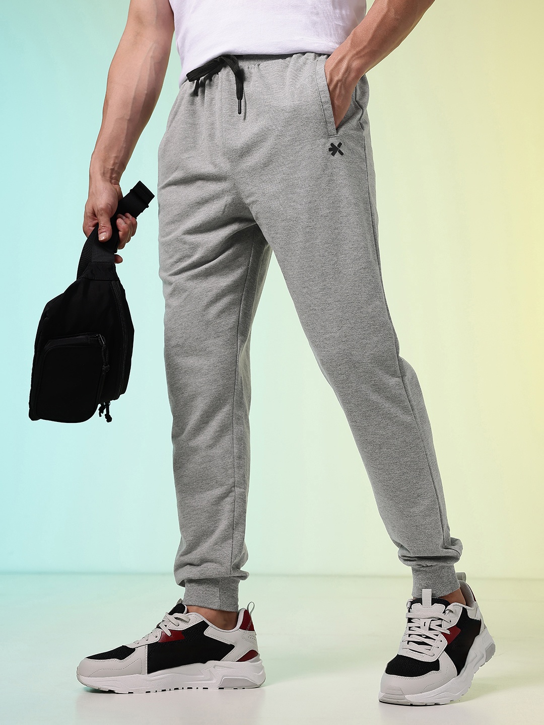 

HRX By Hrithik Roshan Men Solid Charcoal Heather Terry Joggers