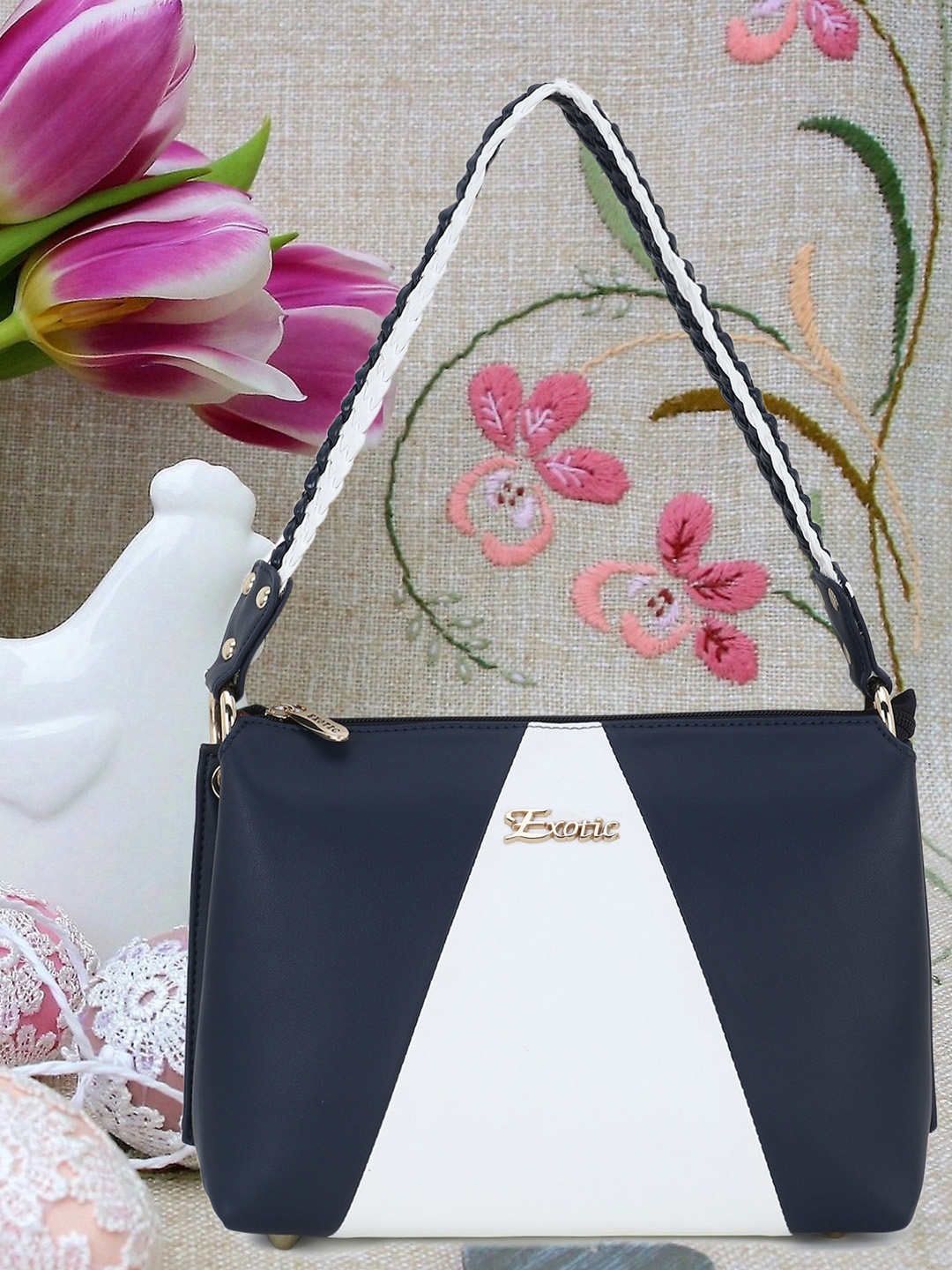 

Exotic Blue Colourblocked PU Bucket Handheld Bag
