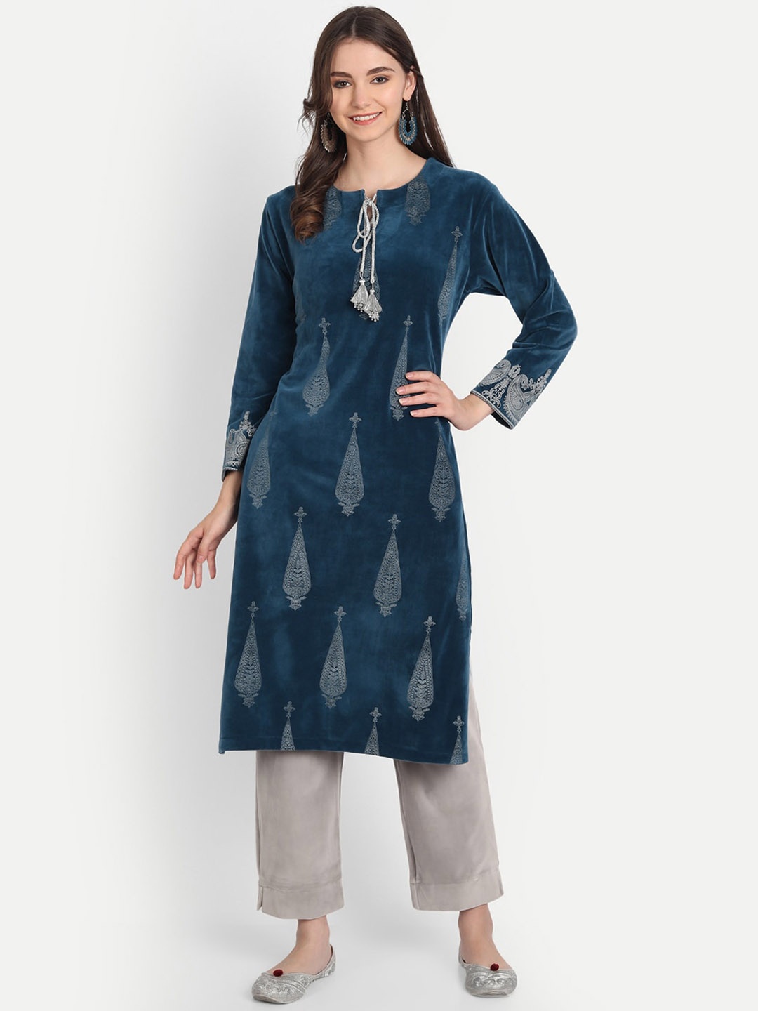 

HK colours of fashion Women Blue & Grey Paisley Printed Velvet Kurta with Trouser Set