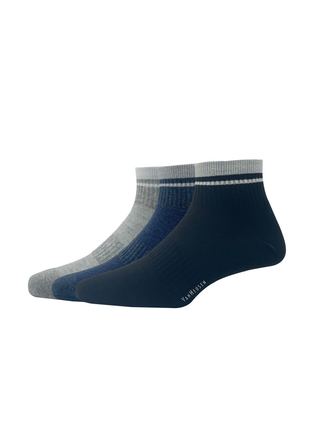 

Van Heusen Men Pack Of 3 Patterned Cotton Ankle Length Socks, Grey melange
