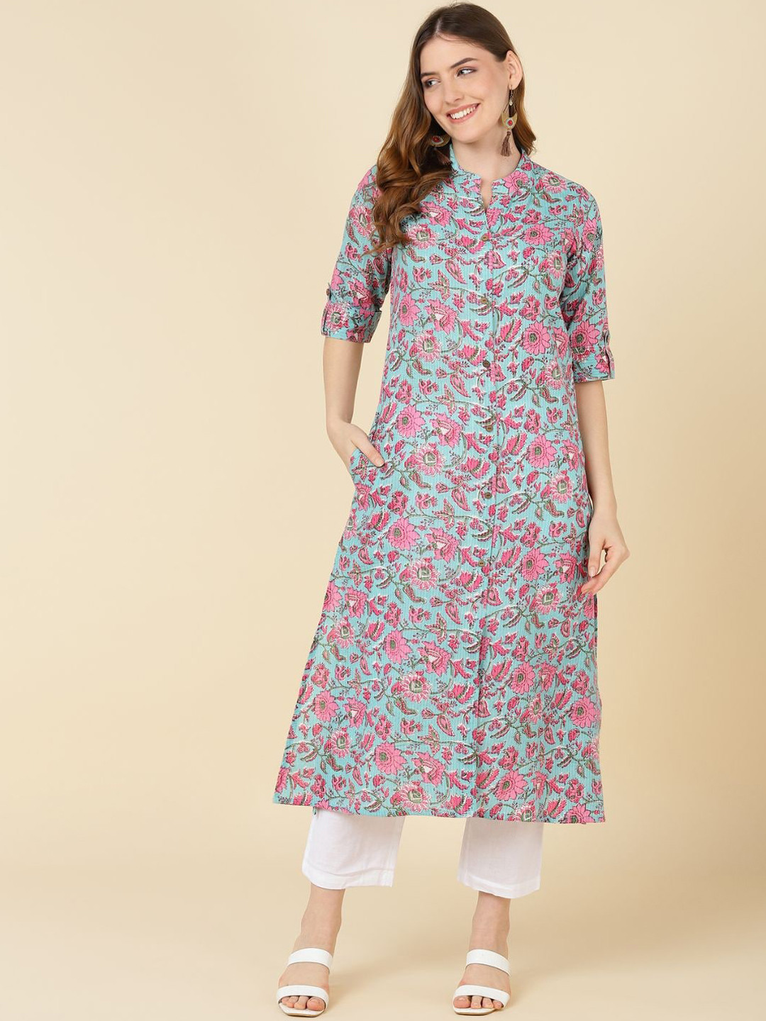 

VEDANA Women Turquoise Blue Floral Cotton Kurta