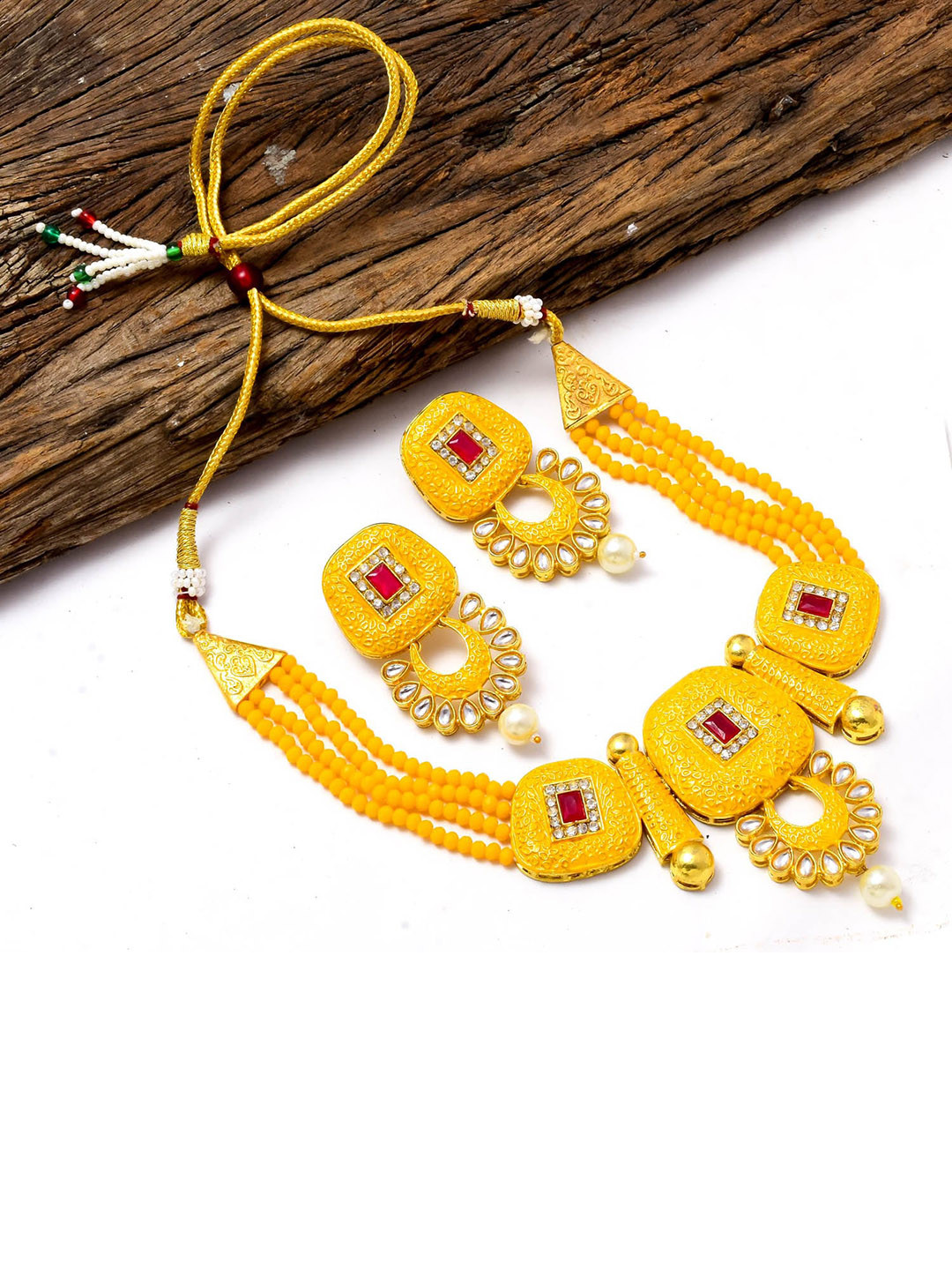 

Jewar Mandi Gold-Plated Yellow & Red Kundan-Studded & Pearl Beaded Jewellery Set