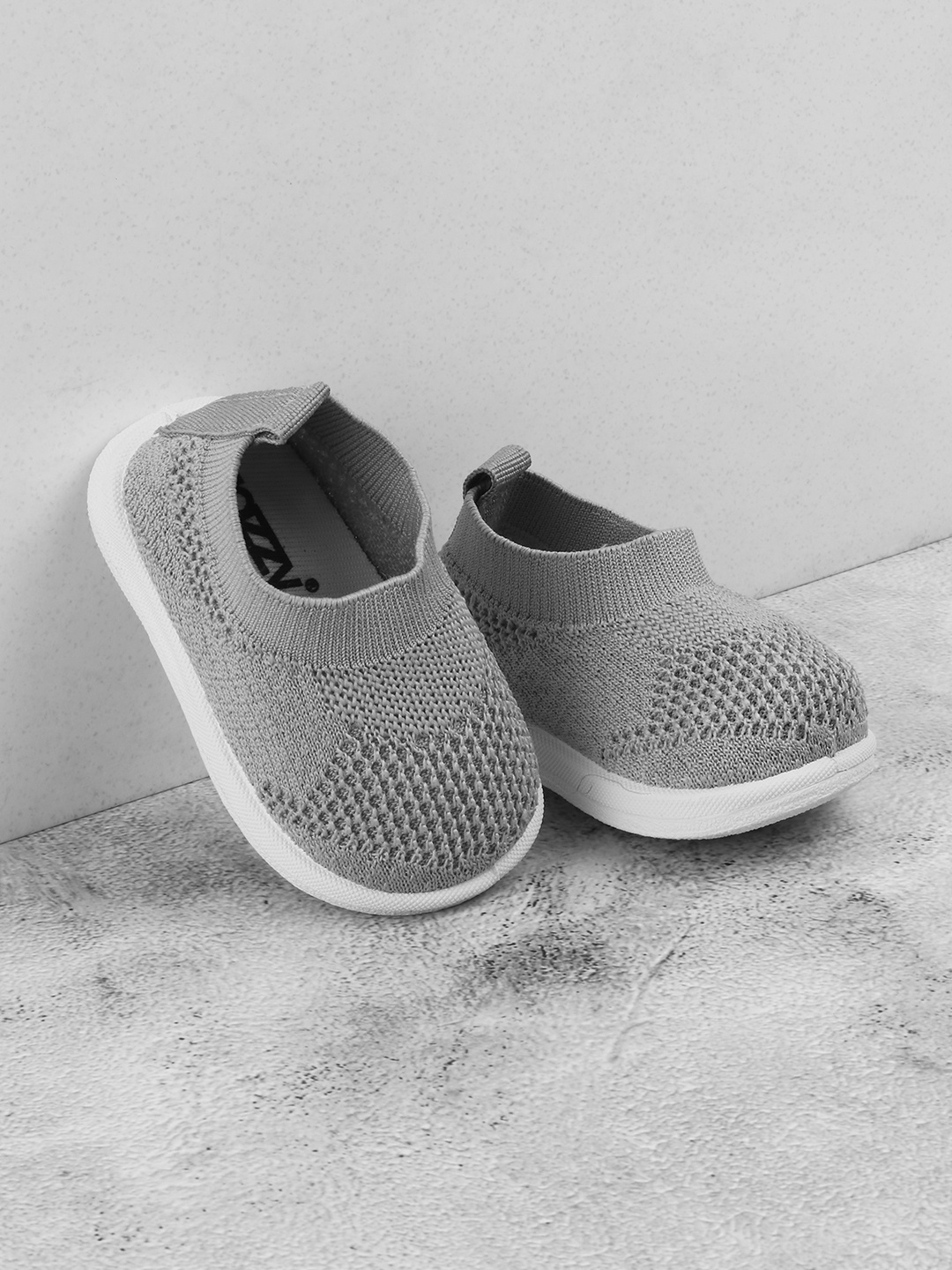 

Jazzy Juniors Kids Grey Woven Design Slip-On Sneakers