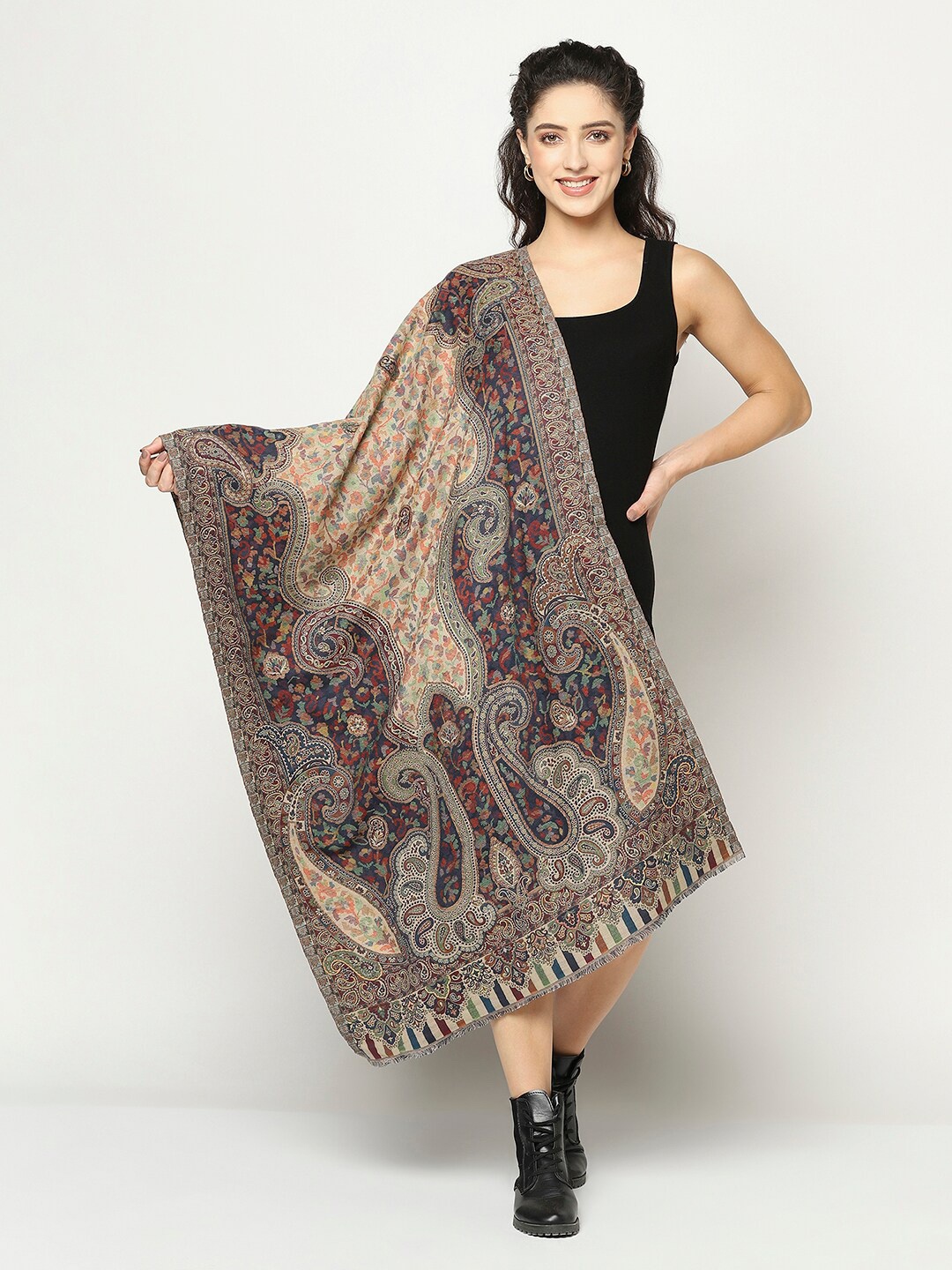 

La Vastraa Women Black & Blue Woven Design Stole