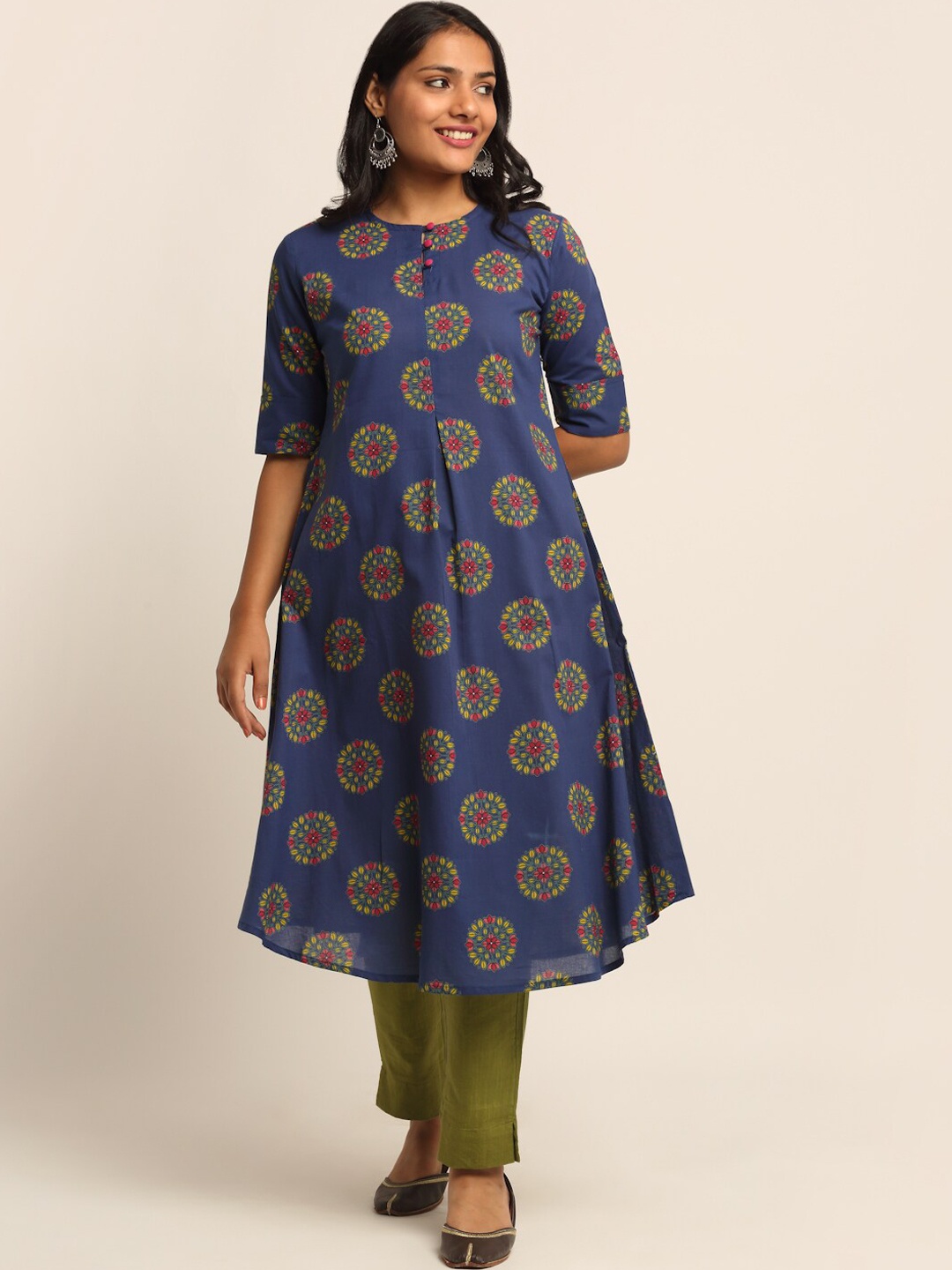 

EK BY EKTA KAPOOR Women Navy Blue & Green Inverted Pleats Printed Cotton Kurta