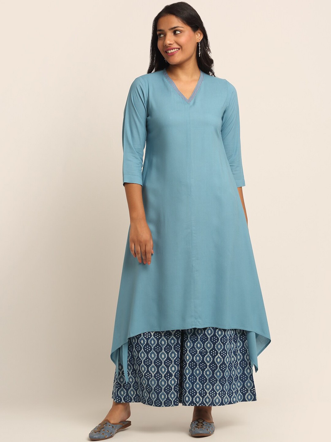 

EK BY EKTA KAPOOR Women Teal Blue Solid Viscose Rayon Handkerchief Style Kurta