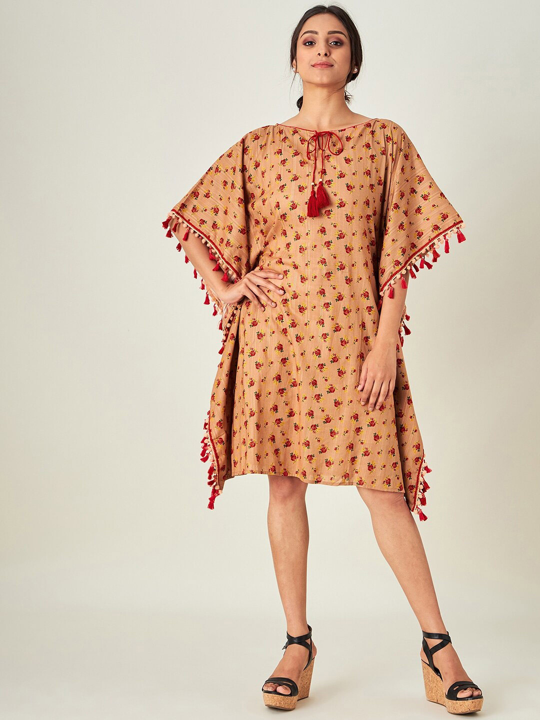 

The Kaftan Company Women Brown & Red Floral Printed Tie-Up Neck Kaftan Dress