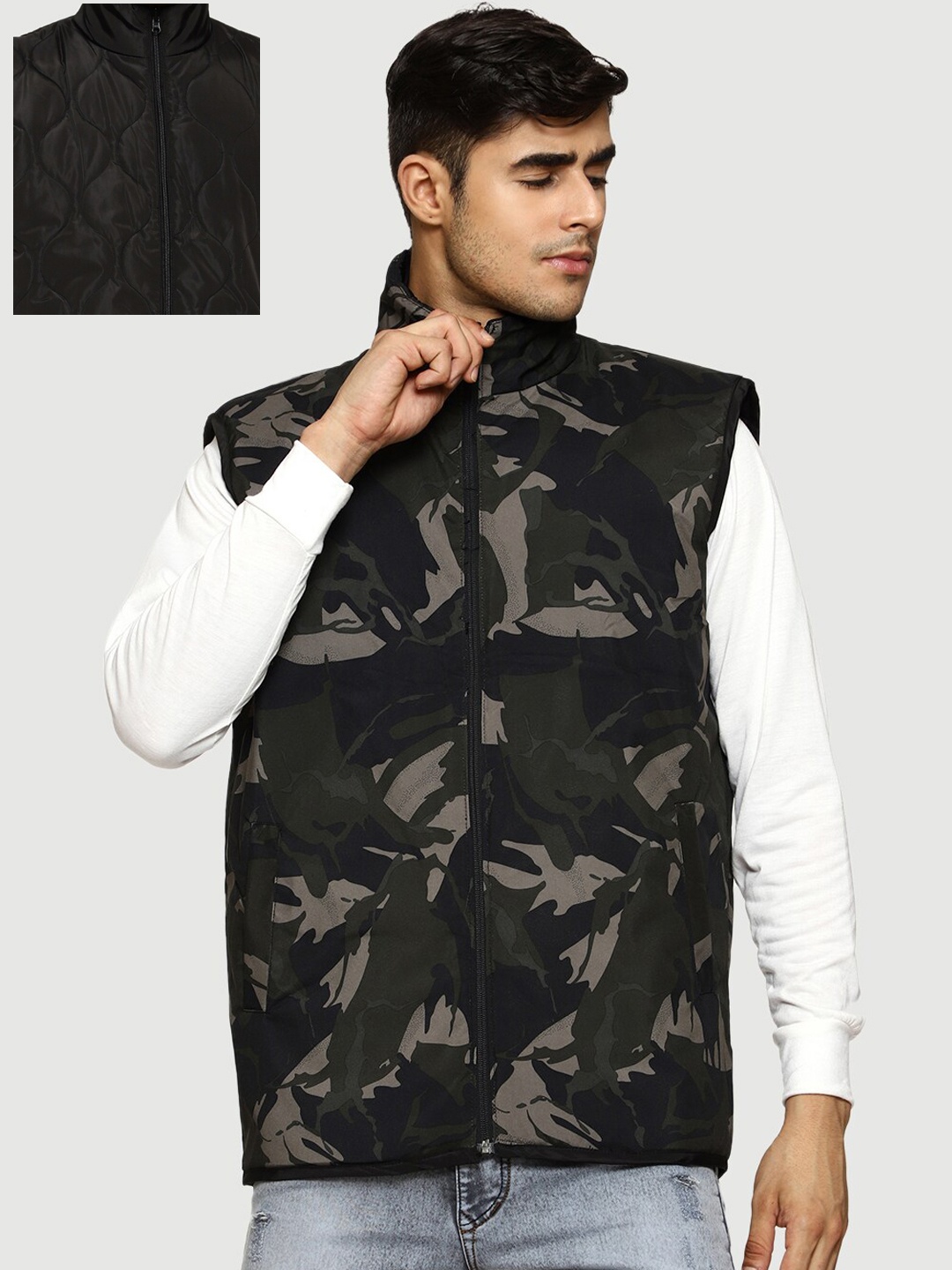

CL SPORT Men Black Olive Green Camouflage Reversible Quilted Jacket